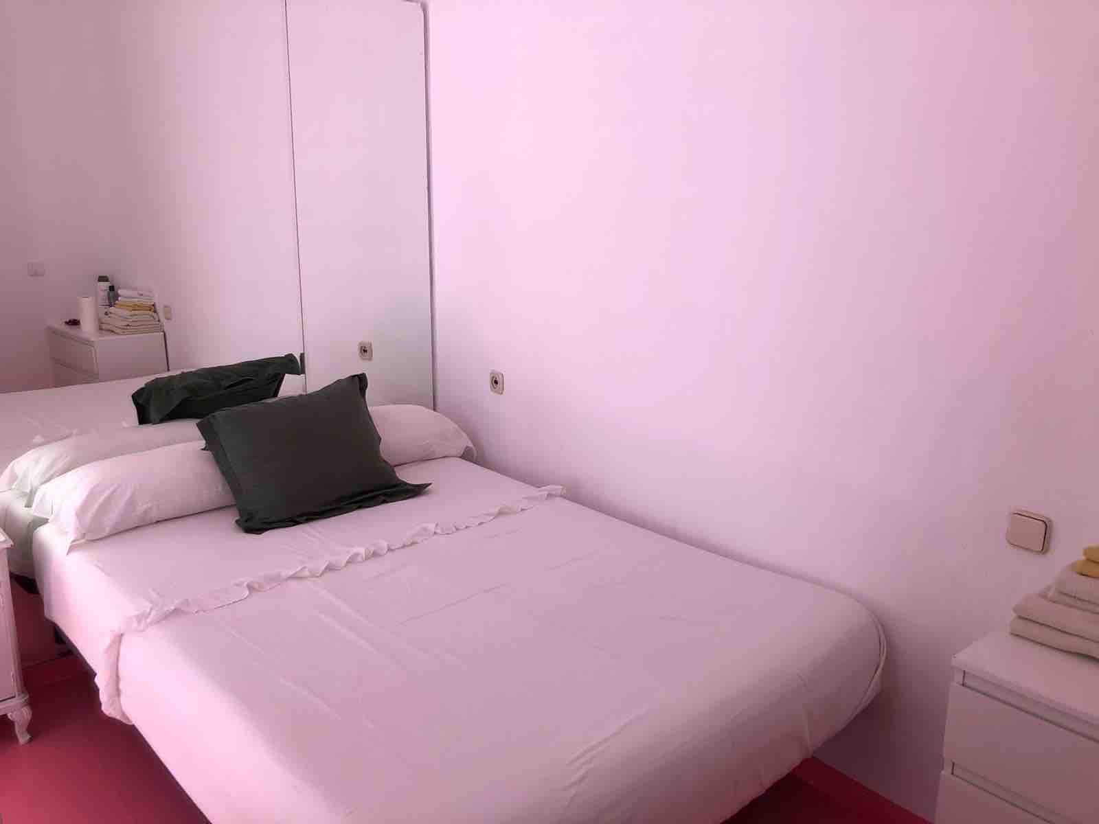 Habitación con balcón,baño privado, Gran Via