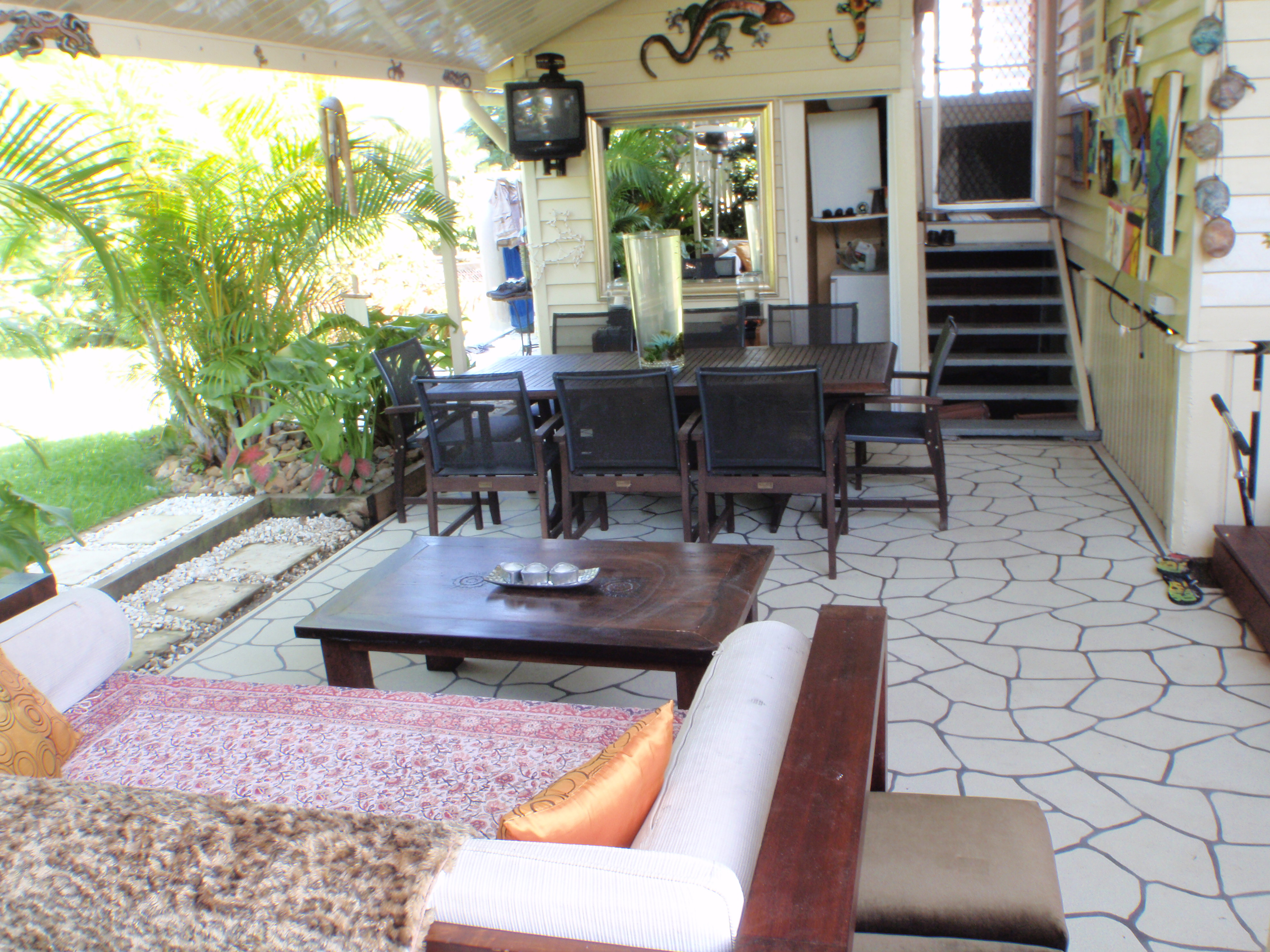 3 bedroom Family Friendly Home, Fairfield 4103 in Fairfield - Dutton Park, Brisbane