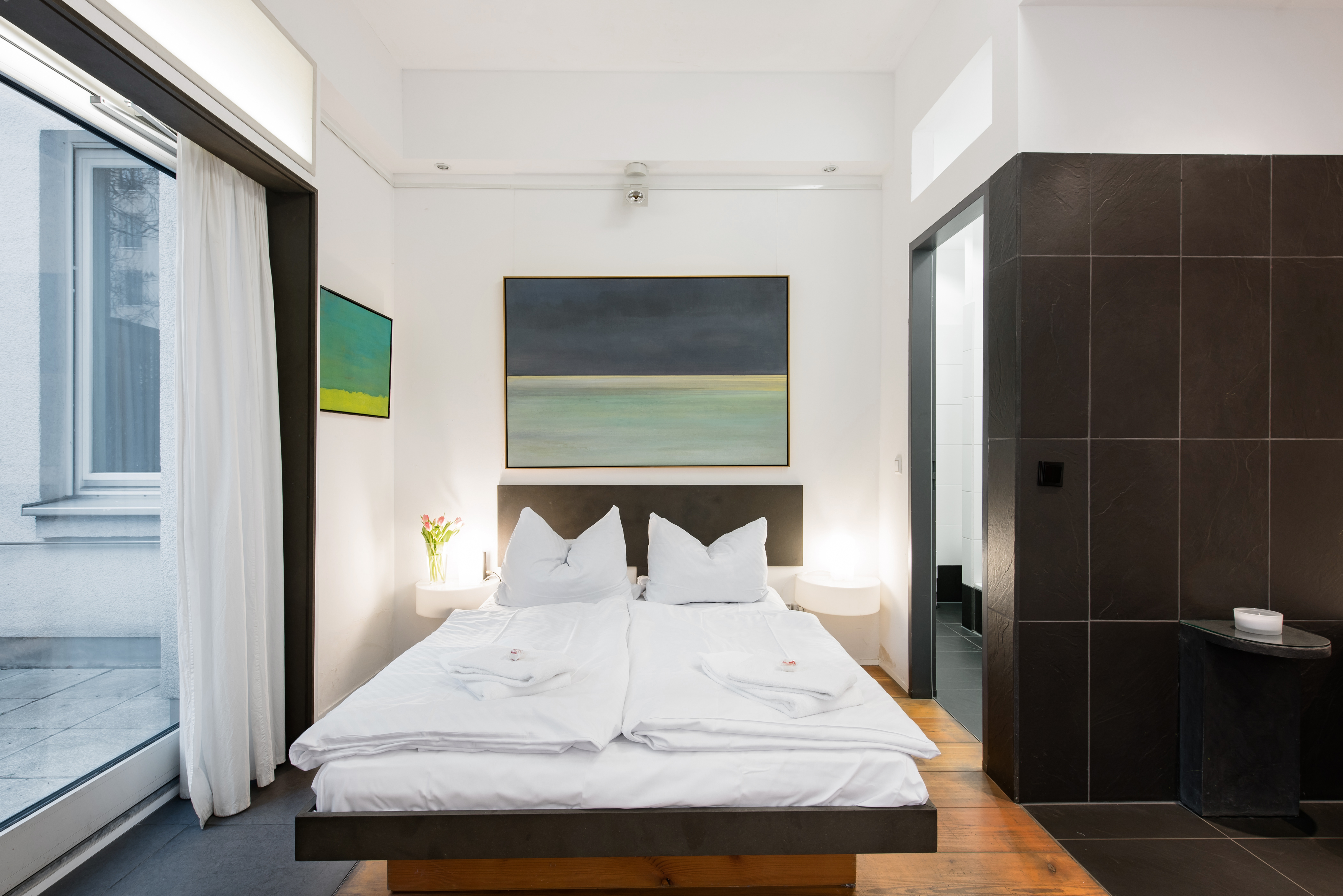 Beautiful Apartment Connected to an Art Gallery