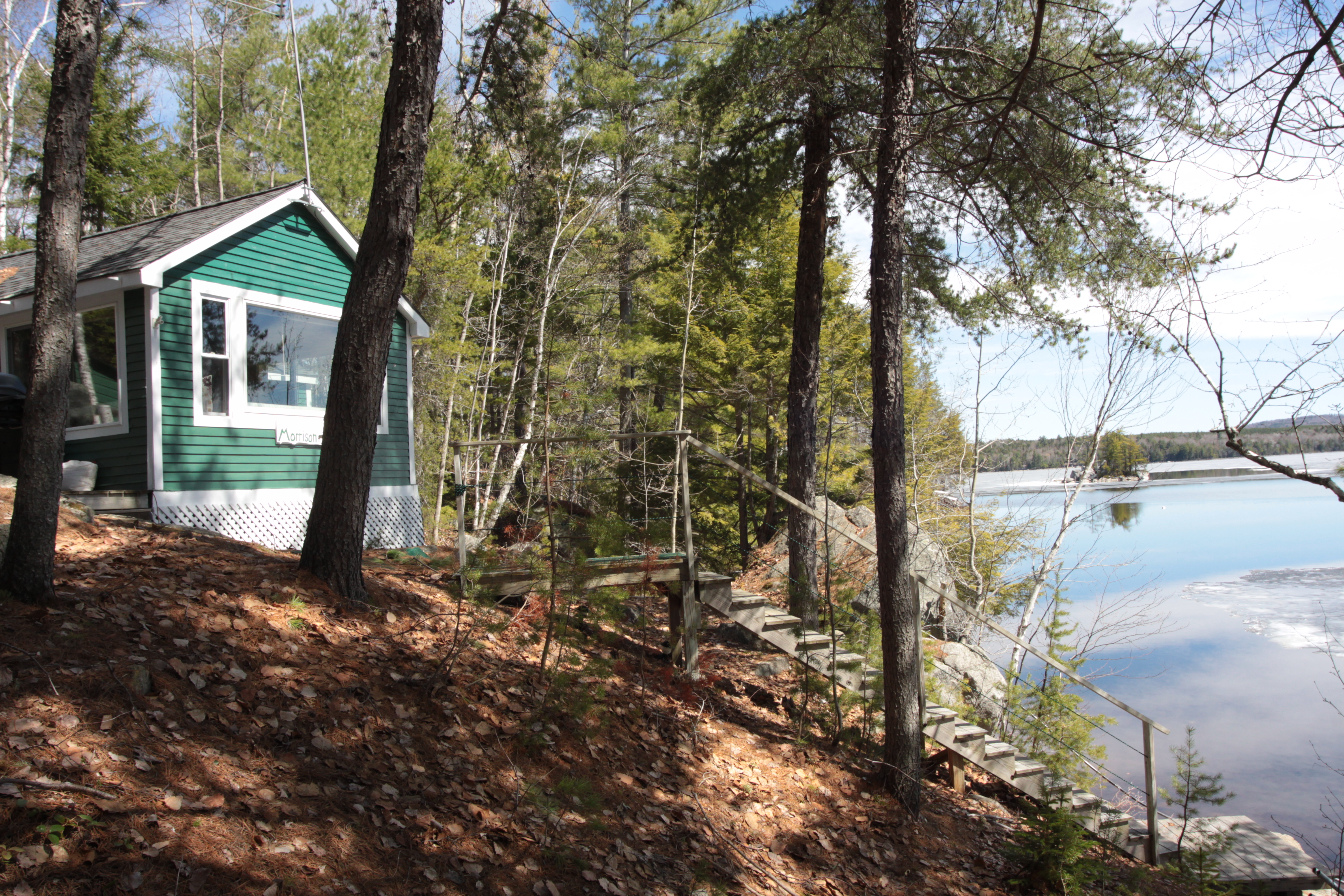 Bear S Den On Ambajejus Lake Cabins For Rent In Millinocket Maine United States