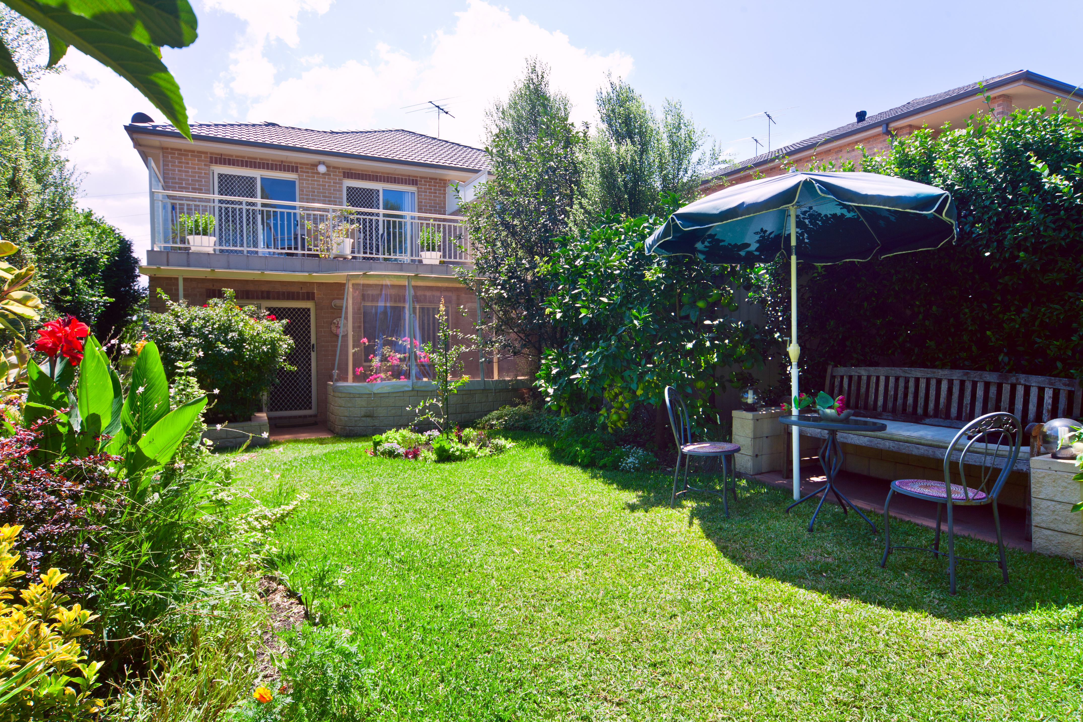 Modern house with friendly couple Private Room #2. in Hurstville, Sydney
