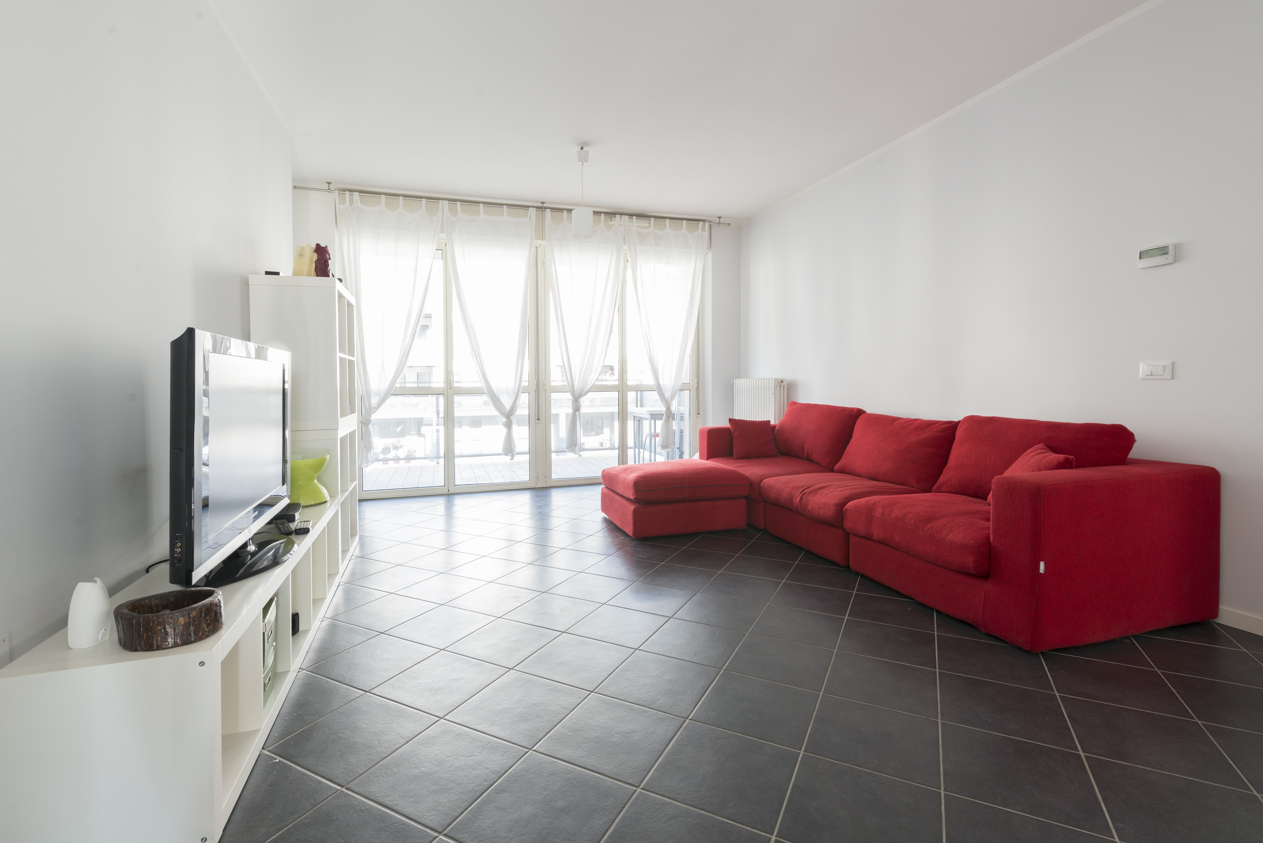 Intero Appartamento - Una Camera da letto in ROGOREDO, Milan