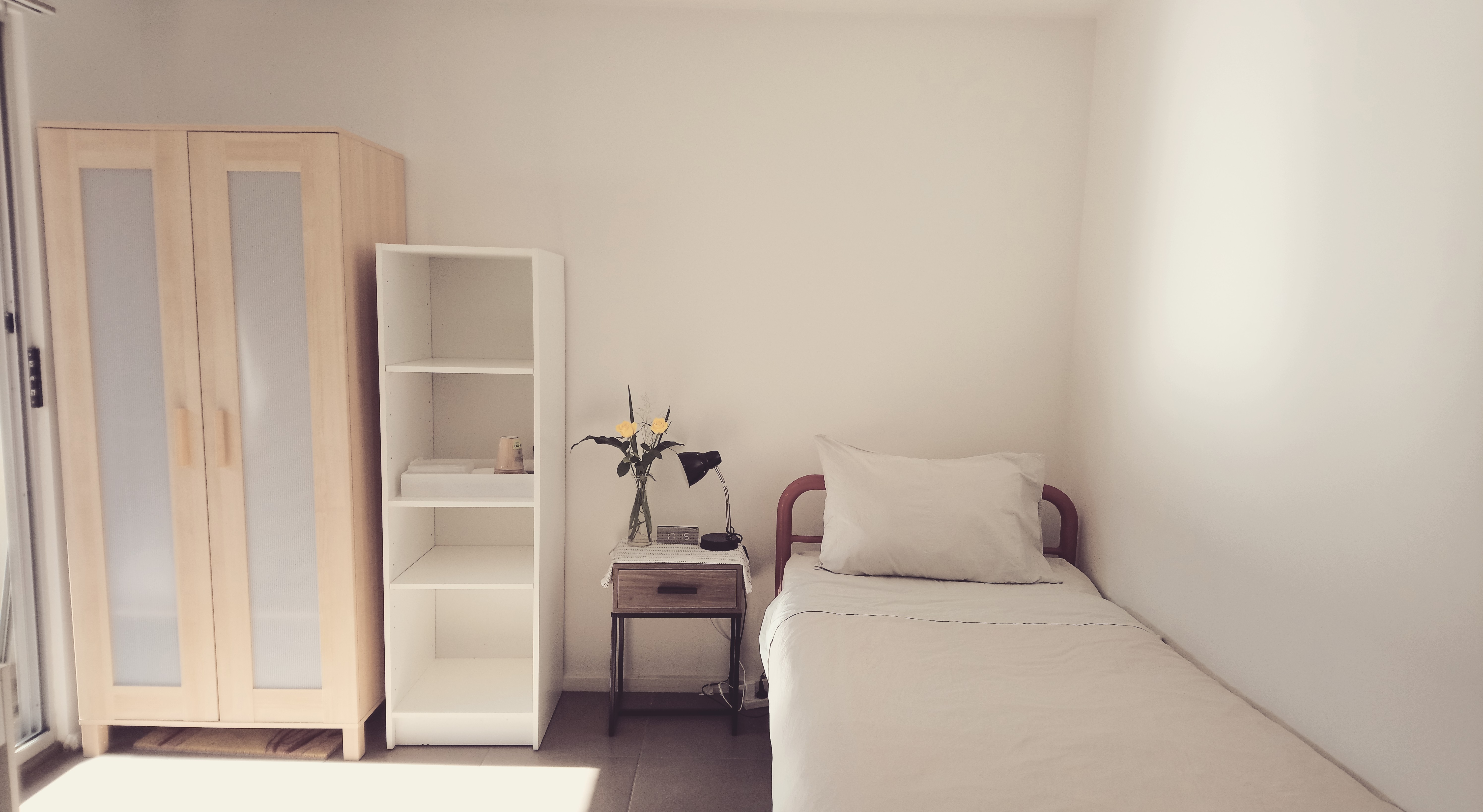 Nice private ensuite room with a courtyard