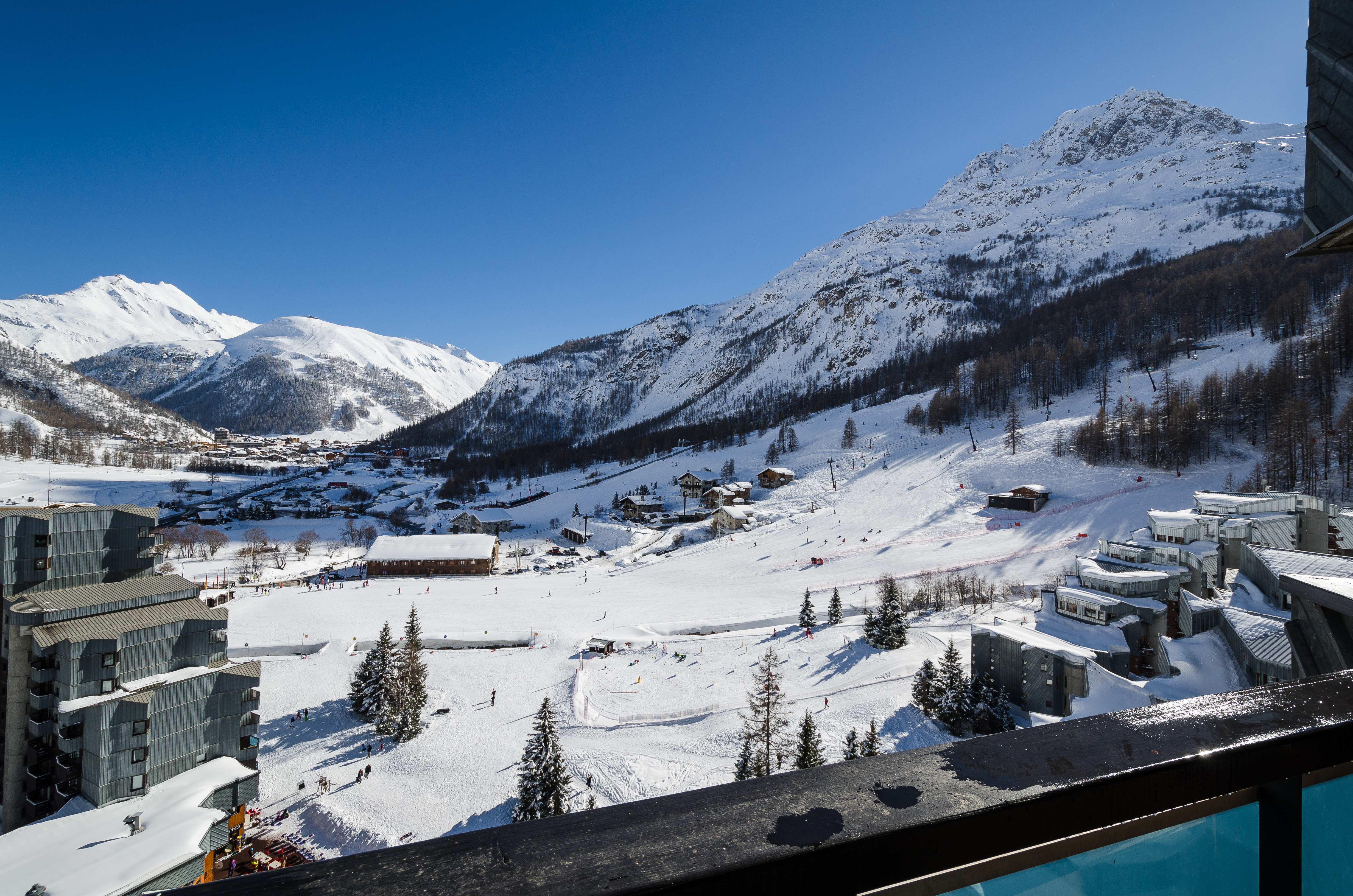 Ski-in & ski-out from cozy apartment