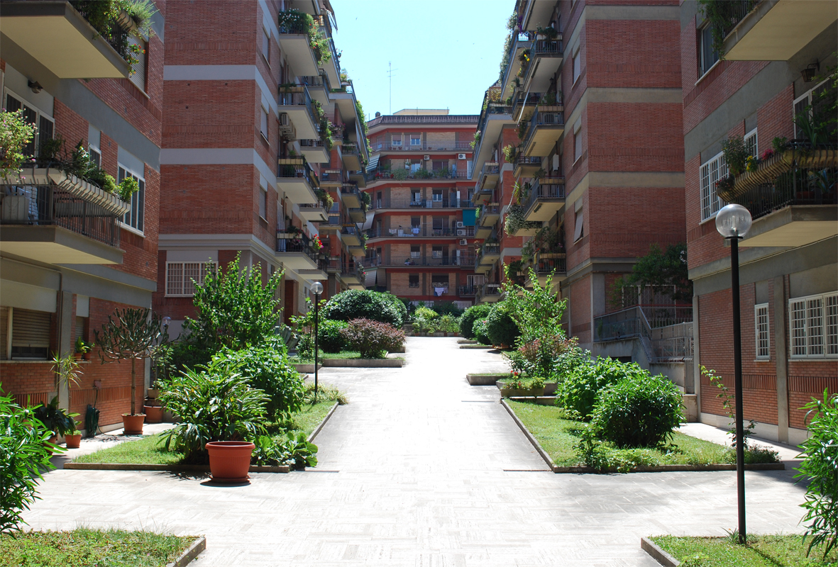 2br in Oasis of Peace close to Vatican & Colosseum in XII Monte Verde, Rome