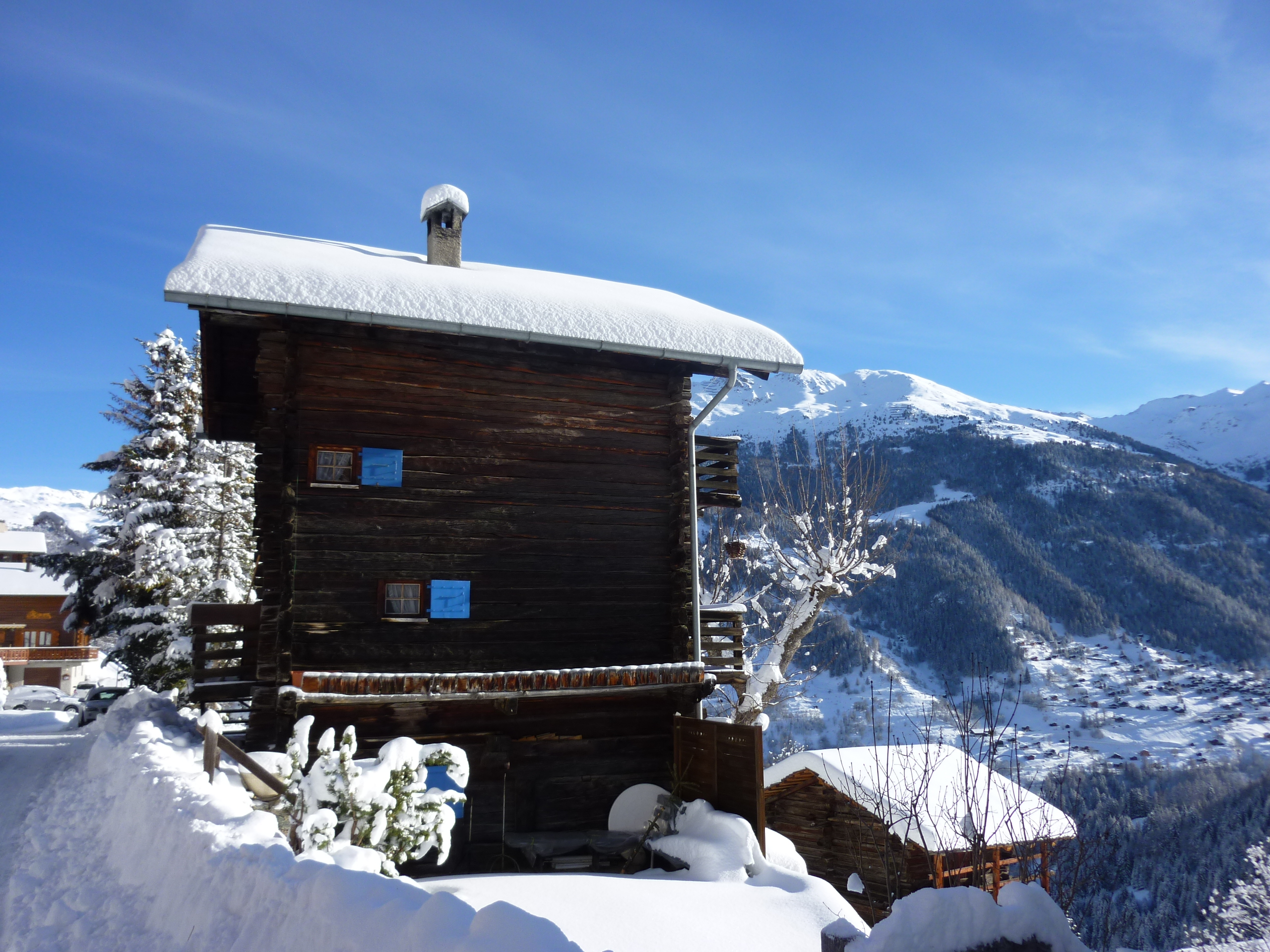 Wooden chalet with a unique atmosphere, Grimentz