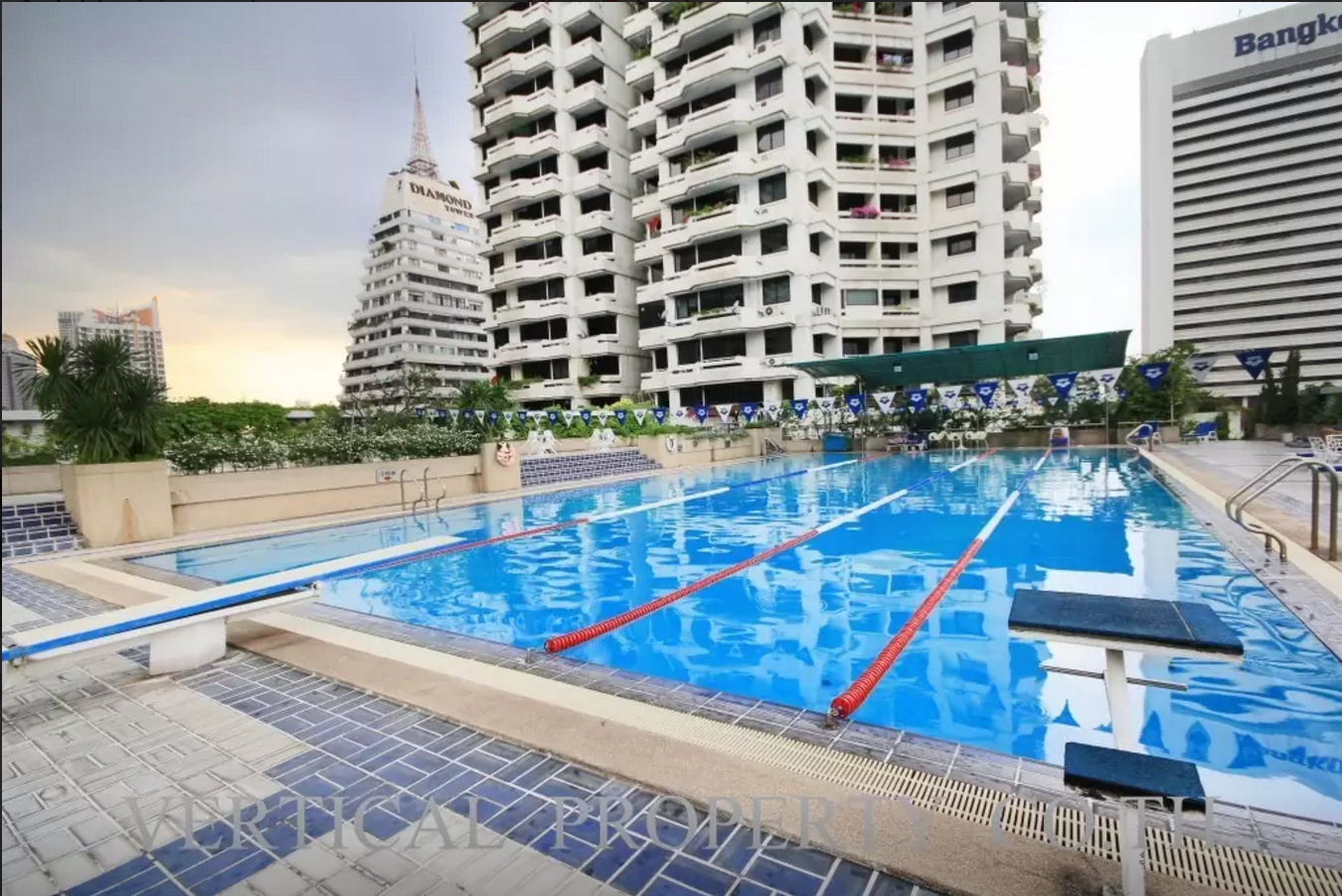 CBD 1minBTS 215SQM Amazing Complex FREE WIFI+POOL