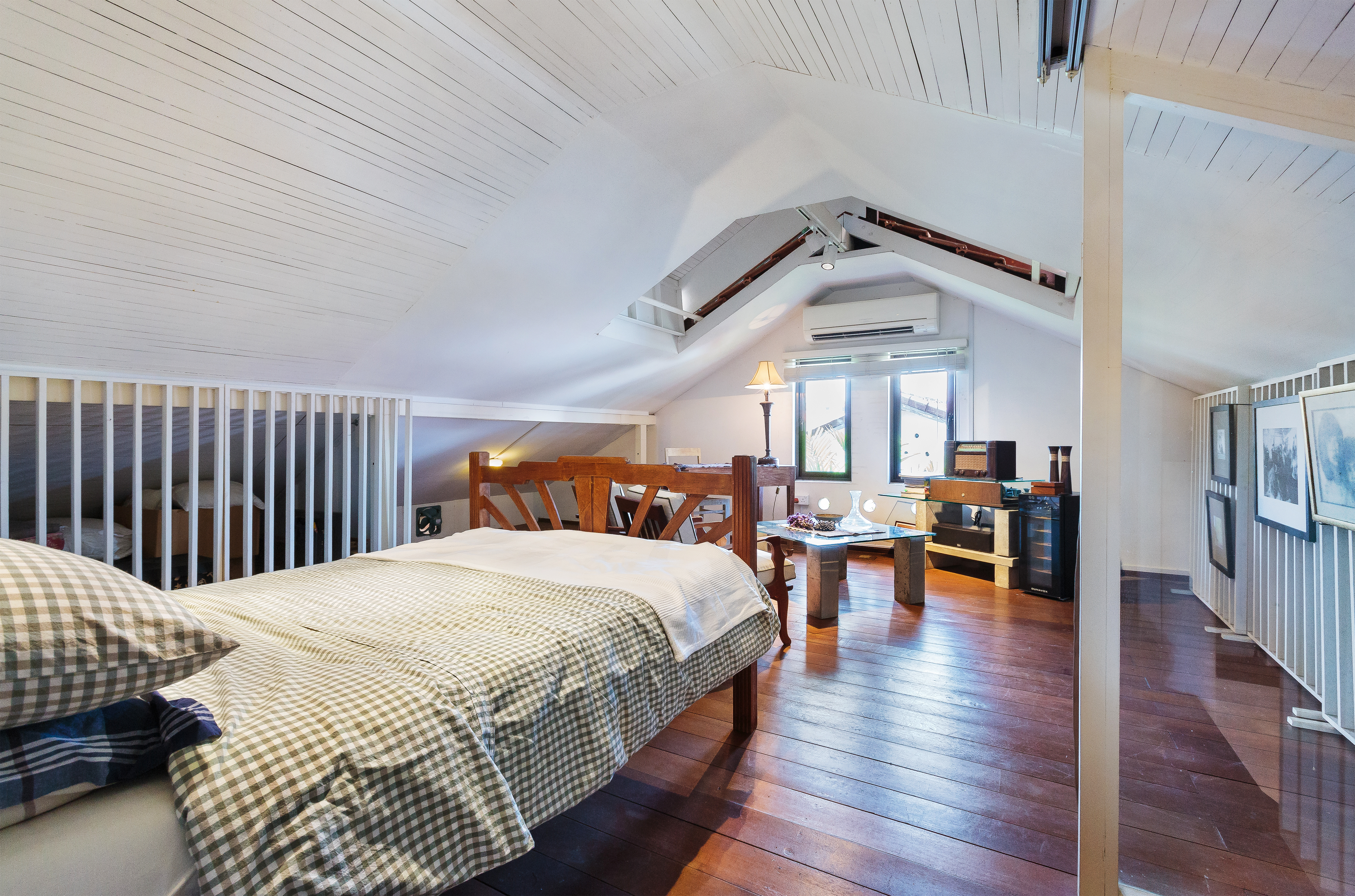 Resort Style Stay in Lush Green Terrace House