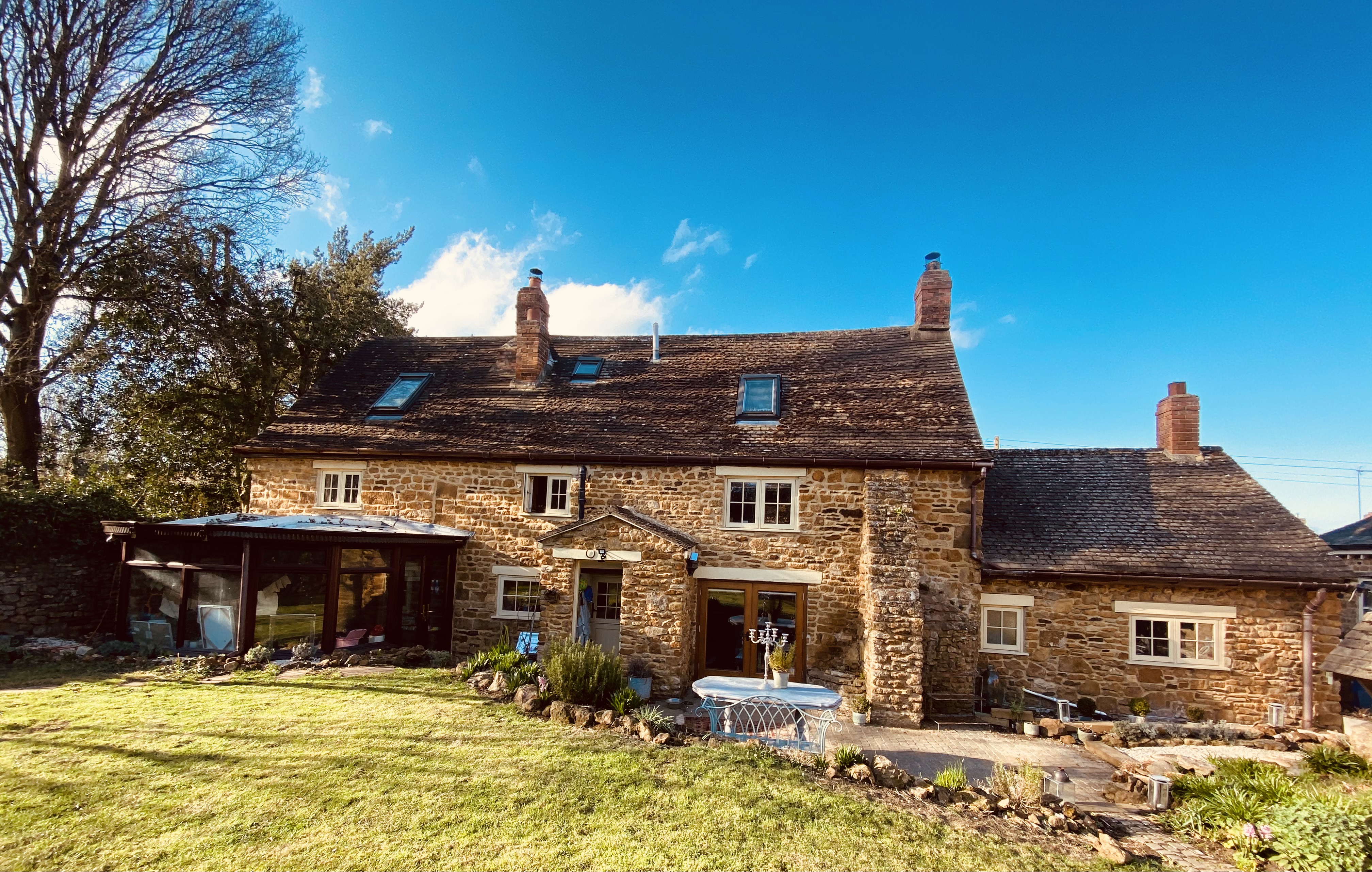 Country Cottage 5 Minutes From Soho Farmhouse Cottages For Rent In South Newington England United Kingdom