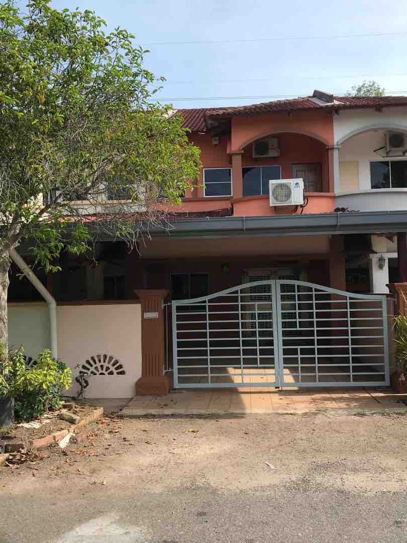 J Homestay Alai Crystal Bay Alai Ikan Bakar Houses For Rent In Alai Perdana Malacca Malaysia