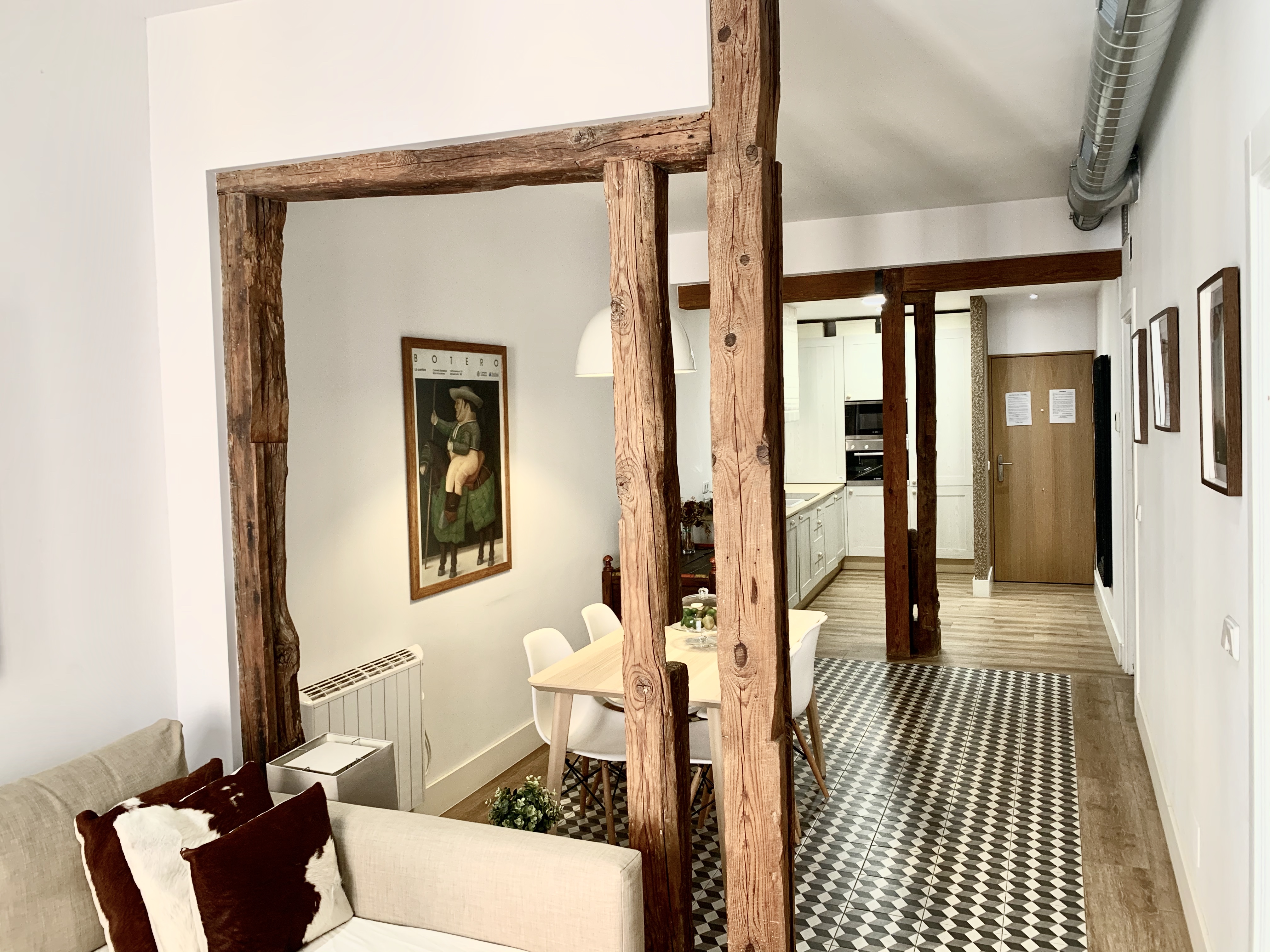 TRENDY APARTMENT NEAR GRAN VIA, CENTER