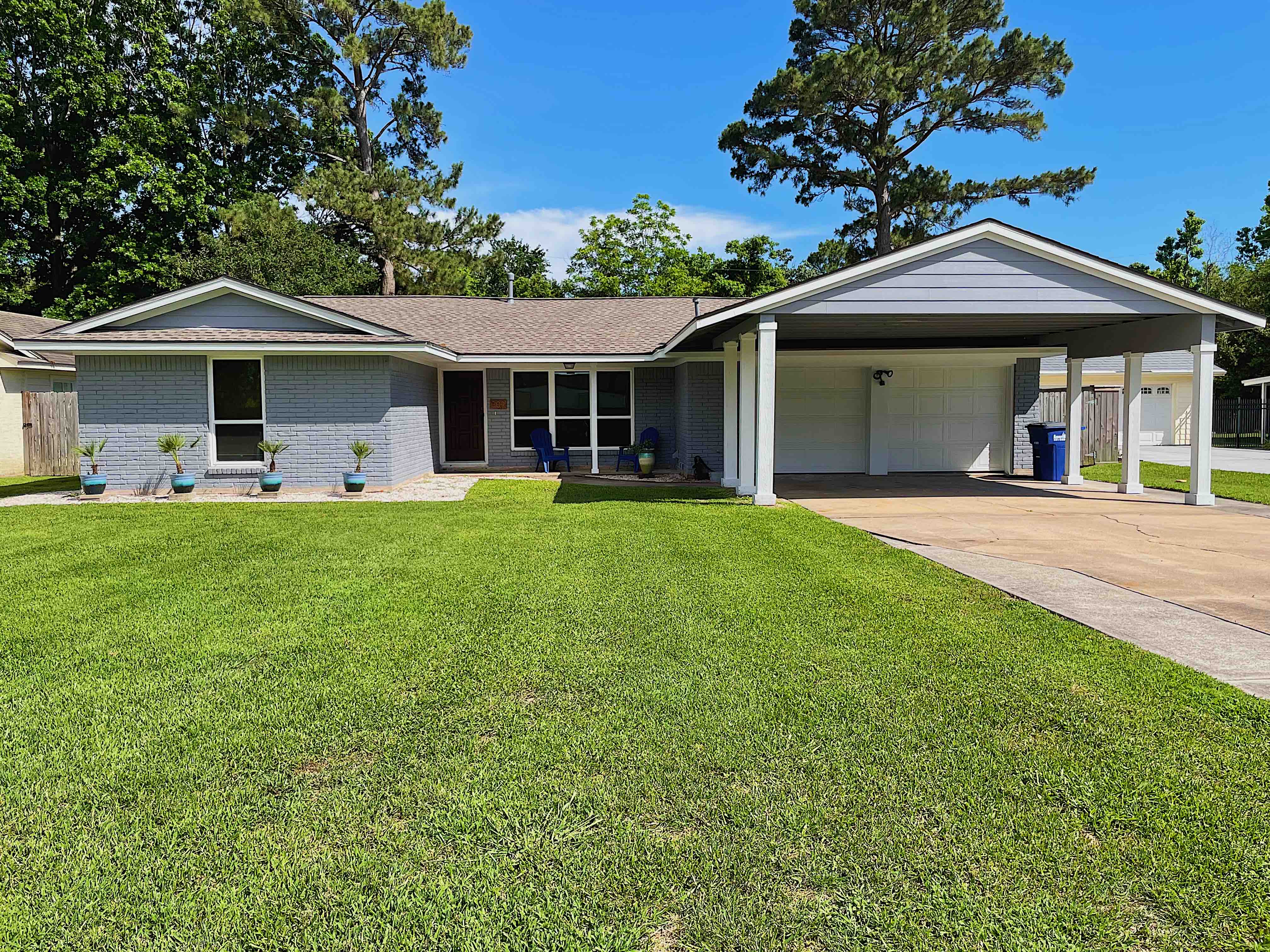 Updated Kemah Family Home Houses for Rent in Kemah, Texas, United States