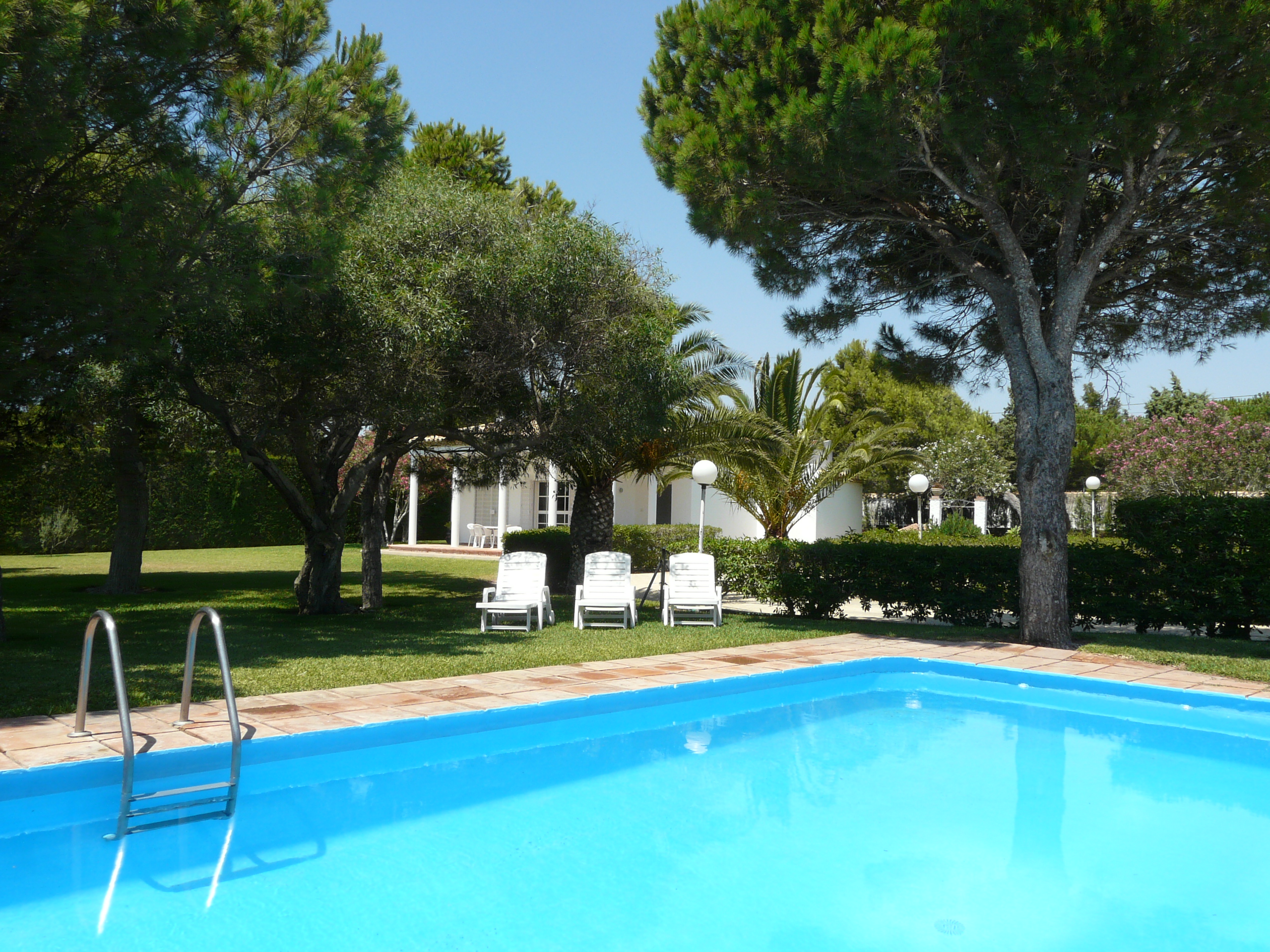 Beachside Pool Chalet