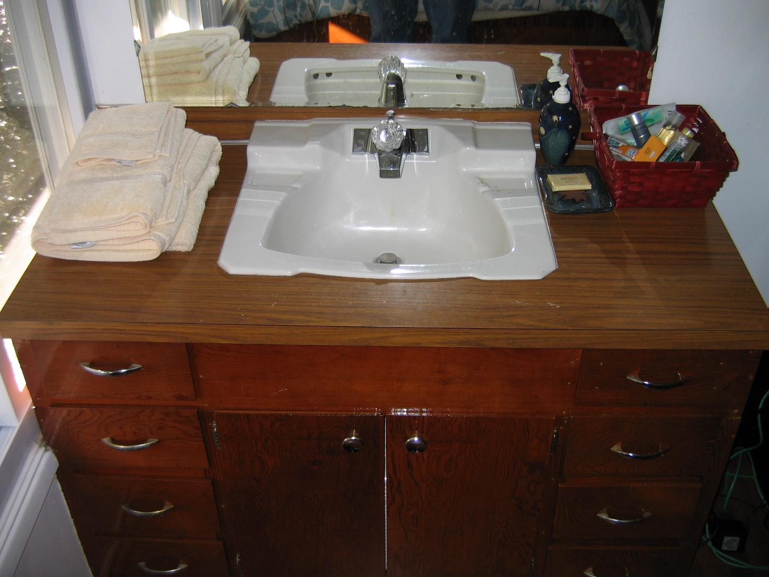 Cozy Wooded View by UNC Houses for Rent in Chapel Hill, North