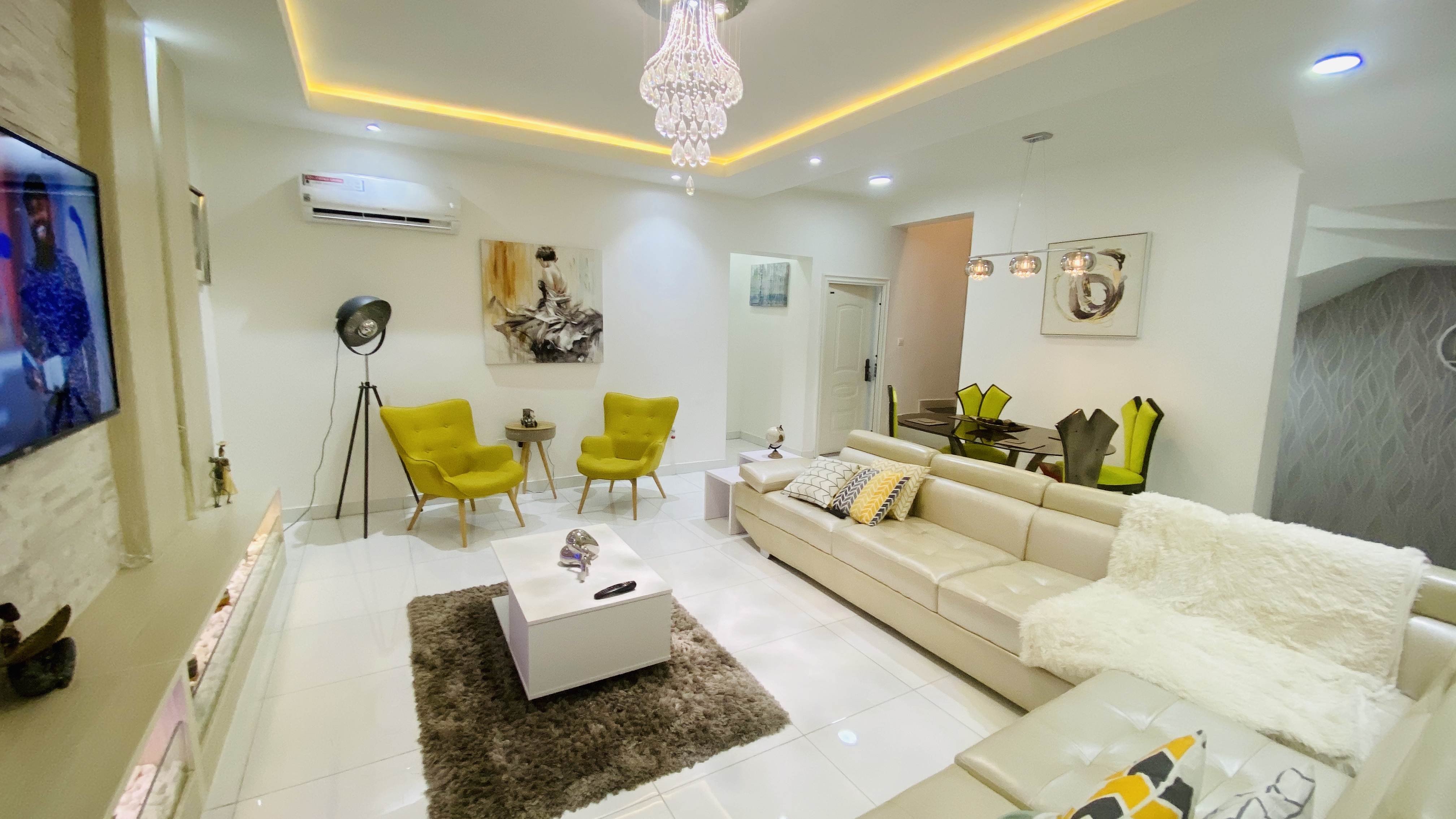 Phiola's 5 Star Short let Apartment in Lekki - Townhouses for Rent in  Lagos, LA, Nigeria