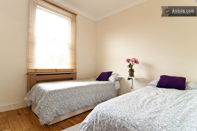 Lovely Room In House Shepherds Bush