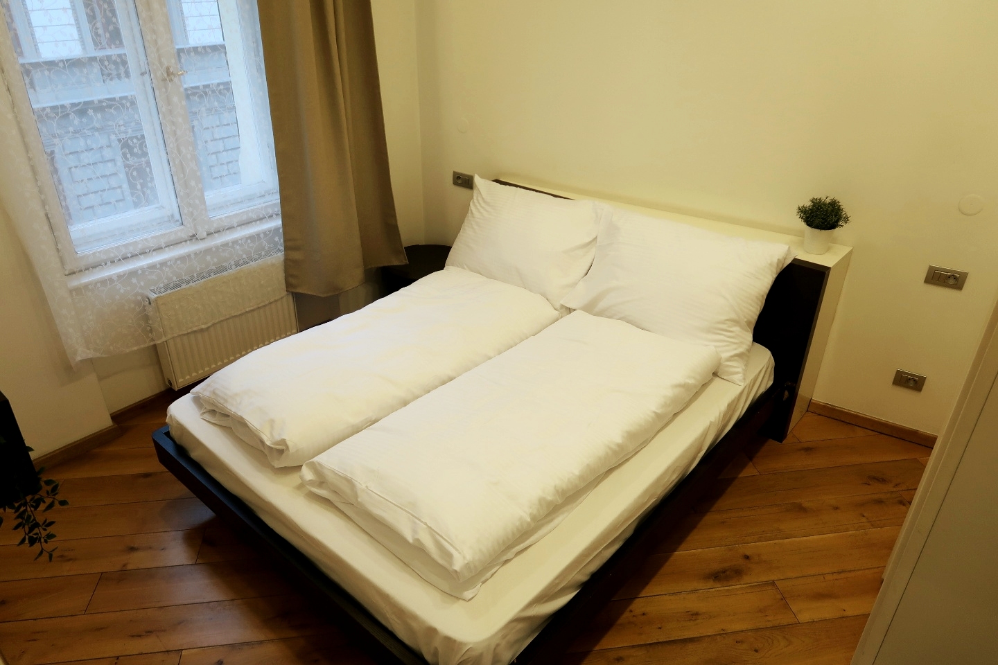 Perfect location Apartment S101