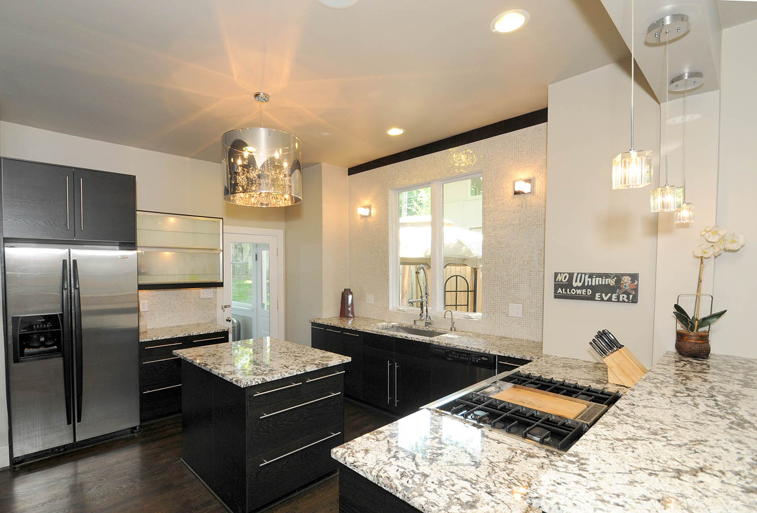 Luxury Living & Perfect Location Walk to Music Row in District 18, Nashville