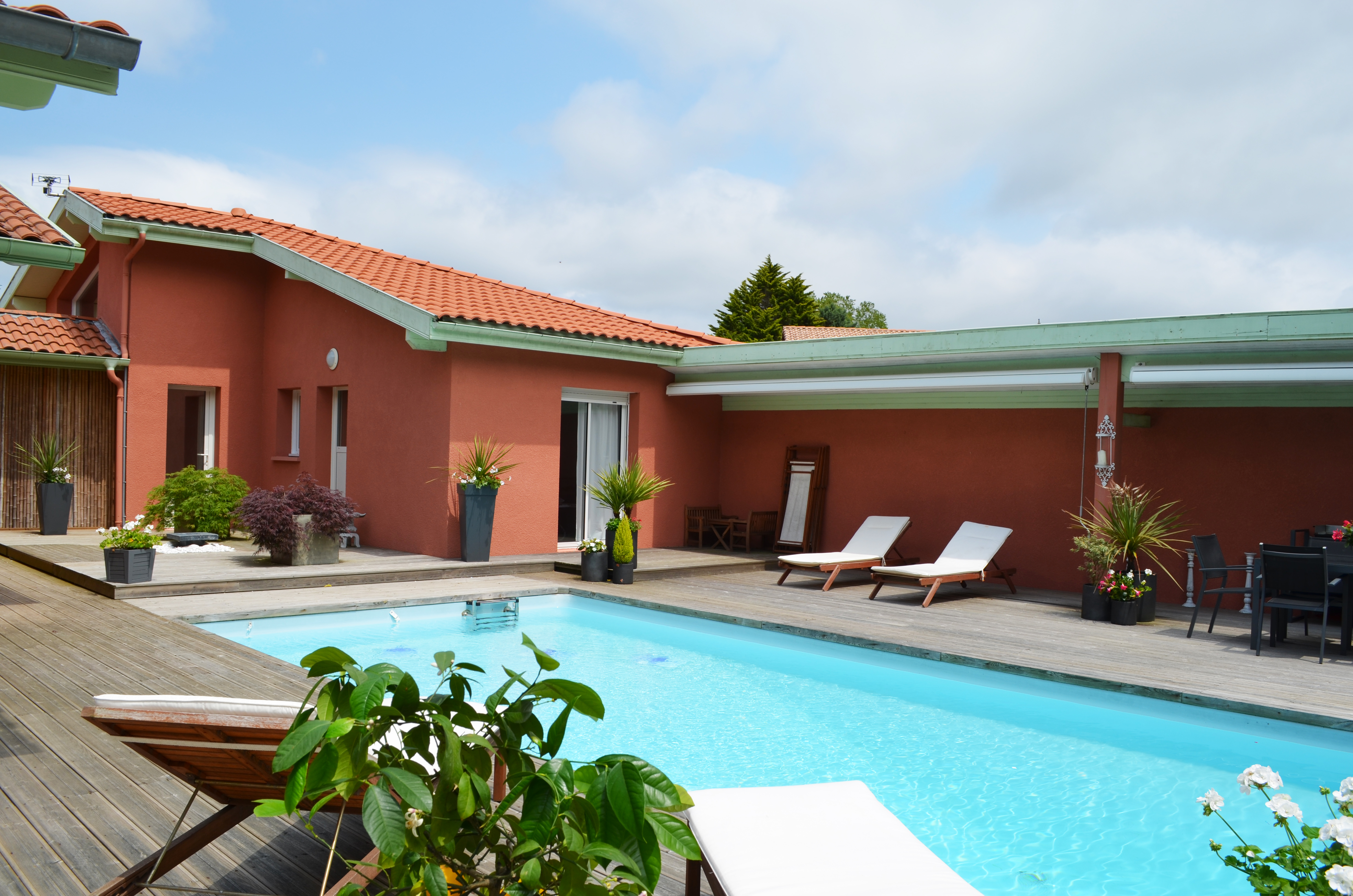 VILLA WITH POOL and BEACHES