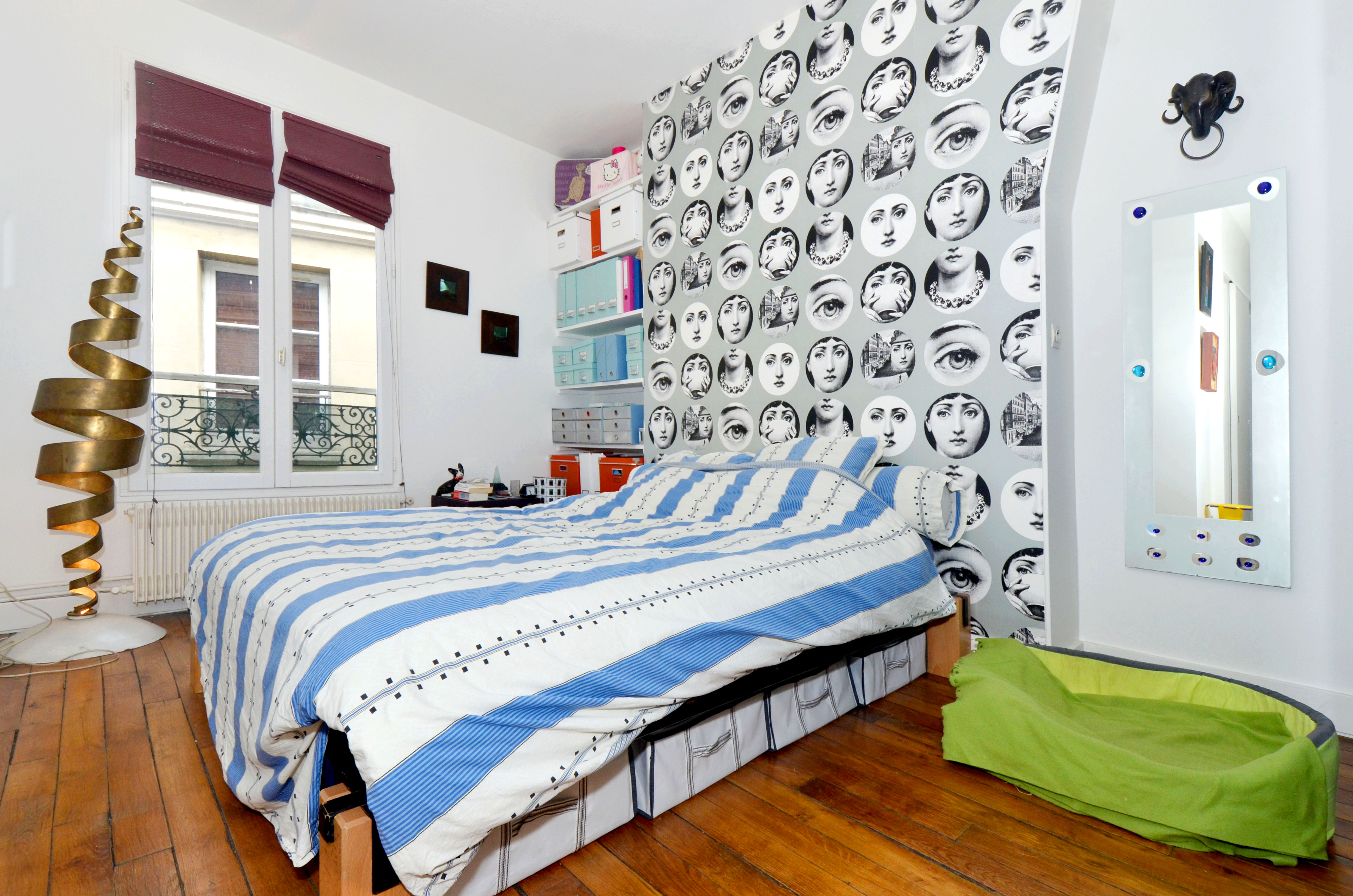 Stylish Private Suite + Sunny Balcony Paris in Buttes-Montmartre, Paris