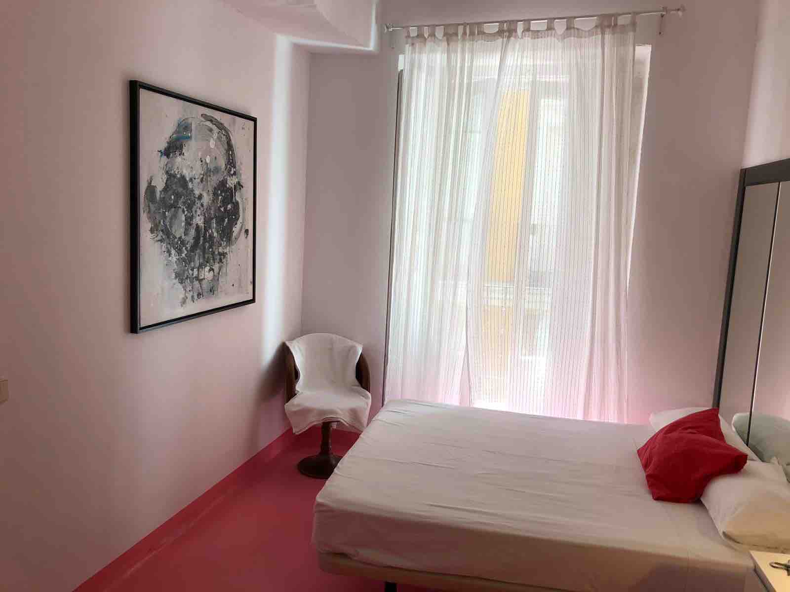 Habitación con balcón, baño junto a Gran vía