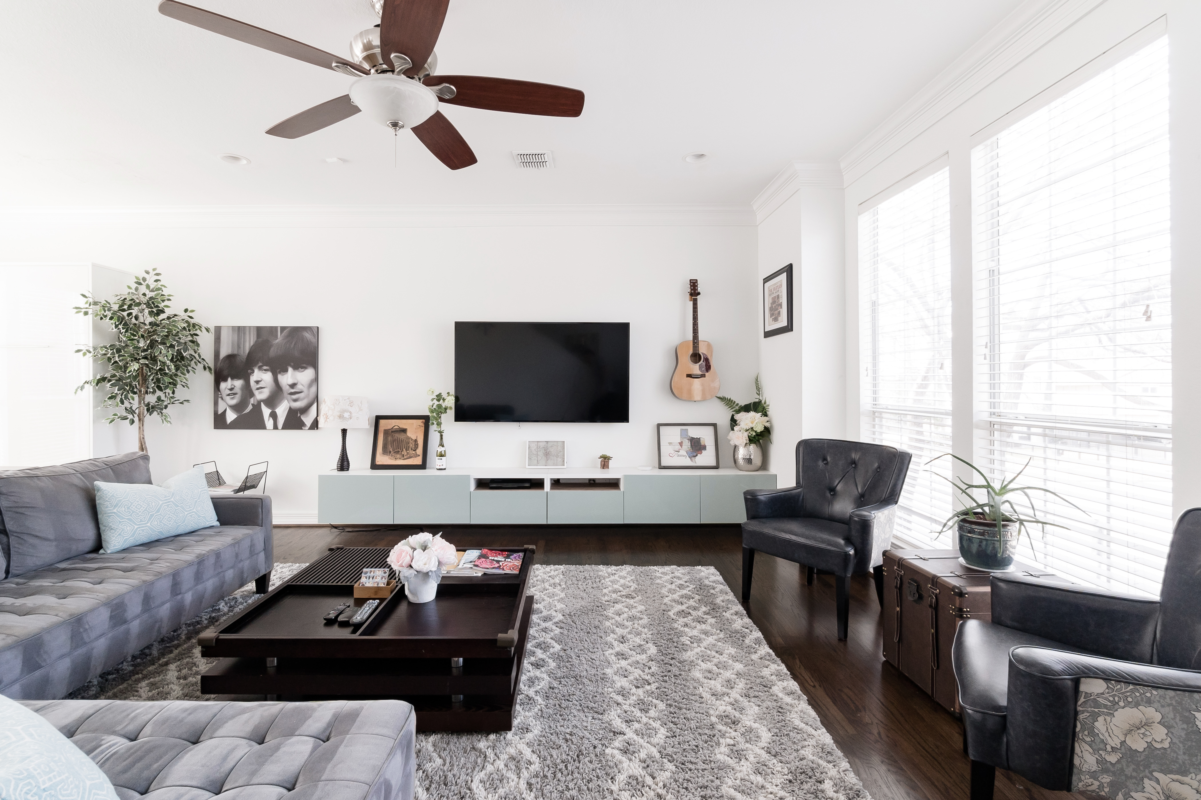 Sparkling Oasis in Oak Lawn Dallas in District 14, Dallas