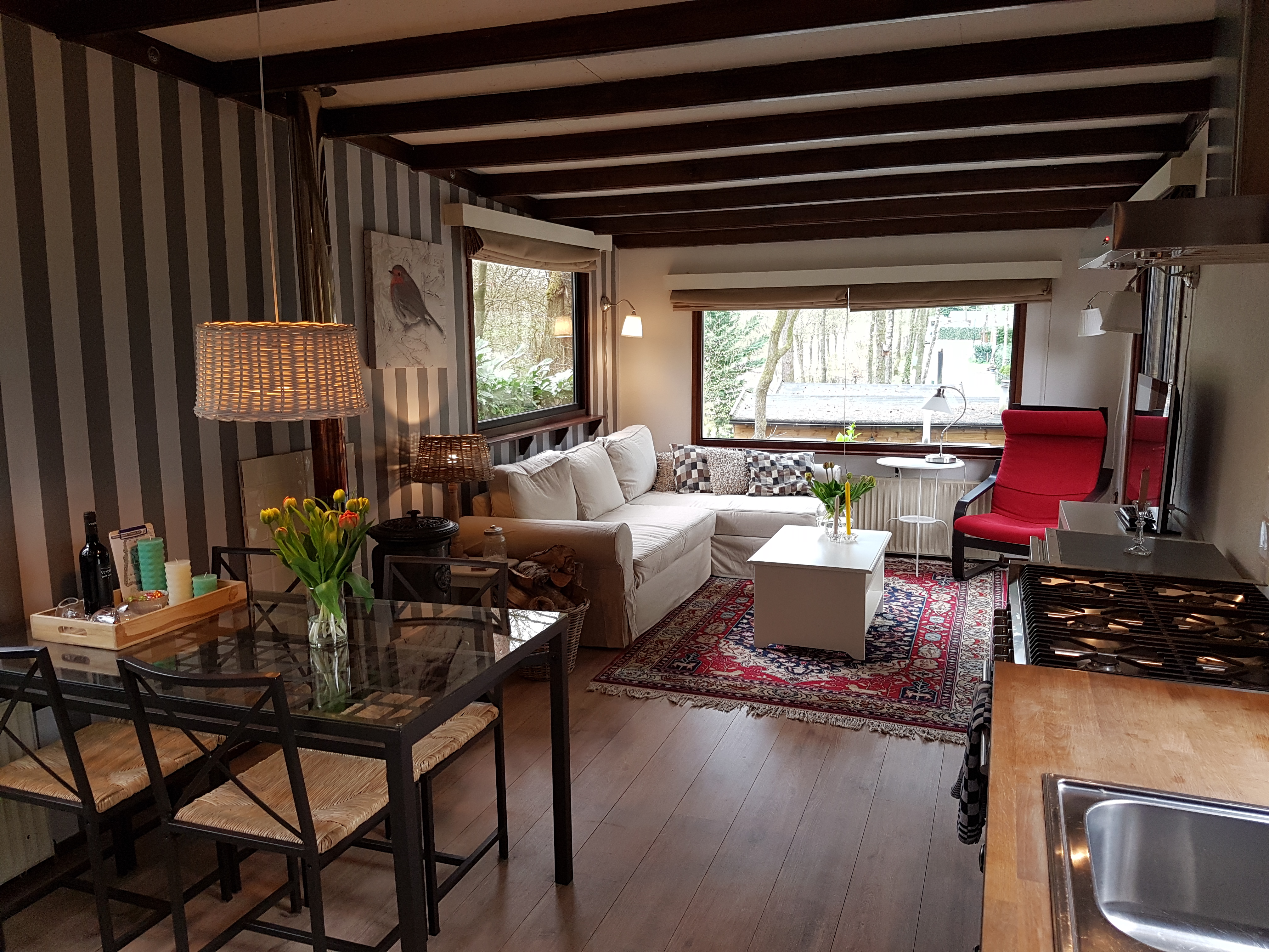 Cozy chalet for two at the edge of Hoenderloo forest