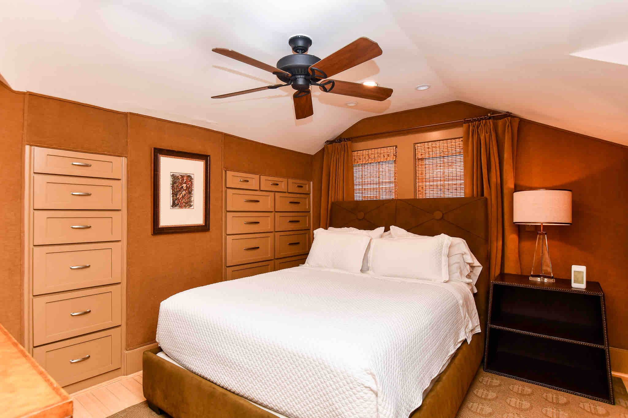 Downtown Executive Flat