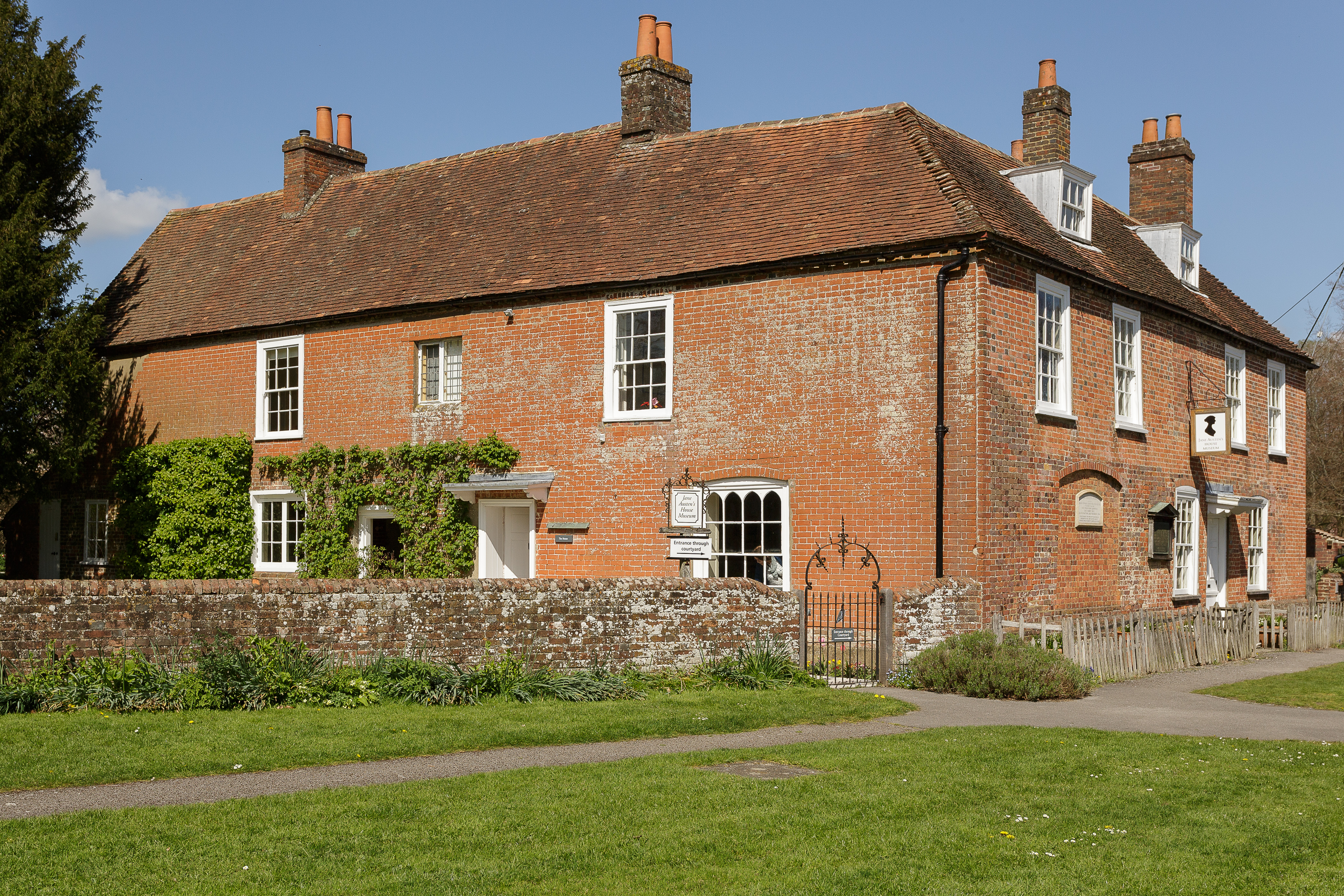 Accogliente Cottage Nel Villaggio Di Jane Austen Accogliente Cottage Nel Villaggio Di Jane Austen