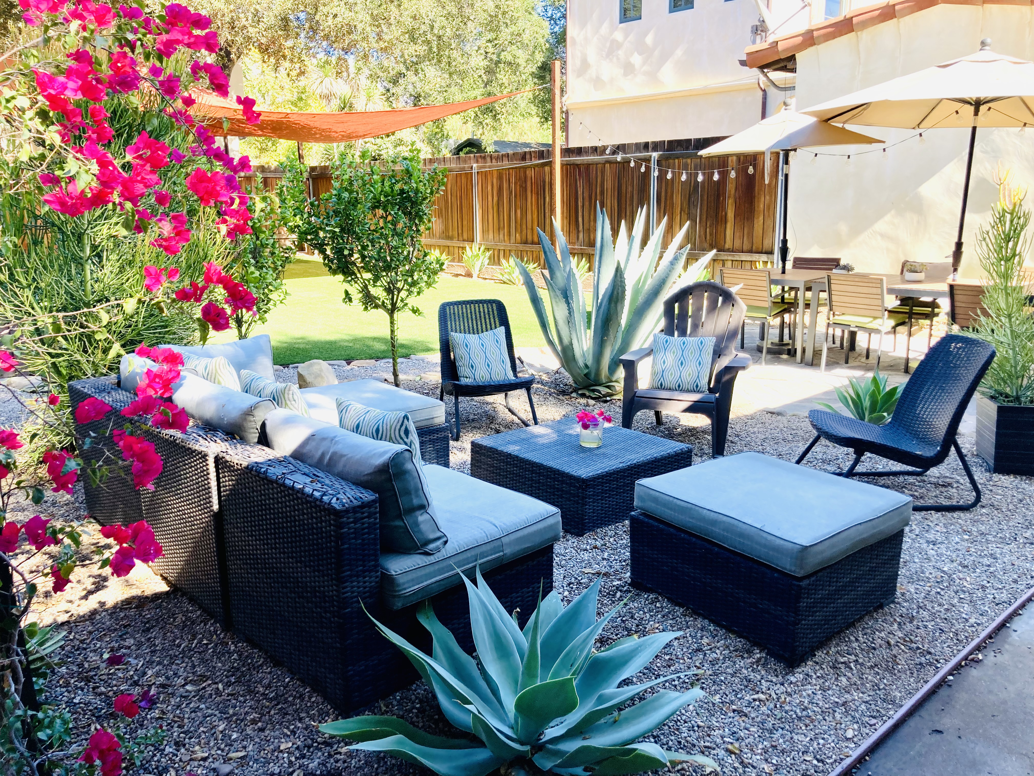 Ojai Cottage Downtown Gem with Premium Location