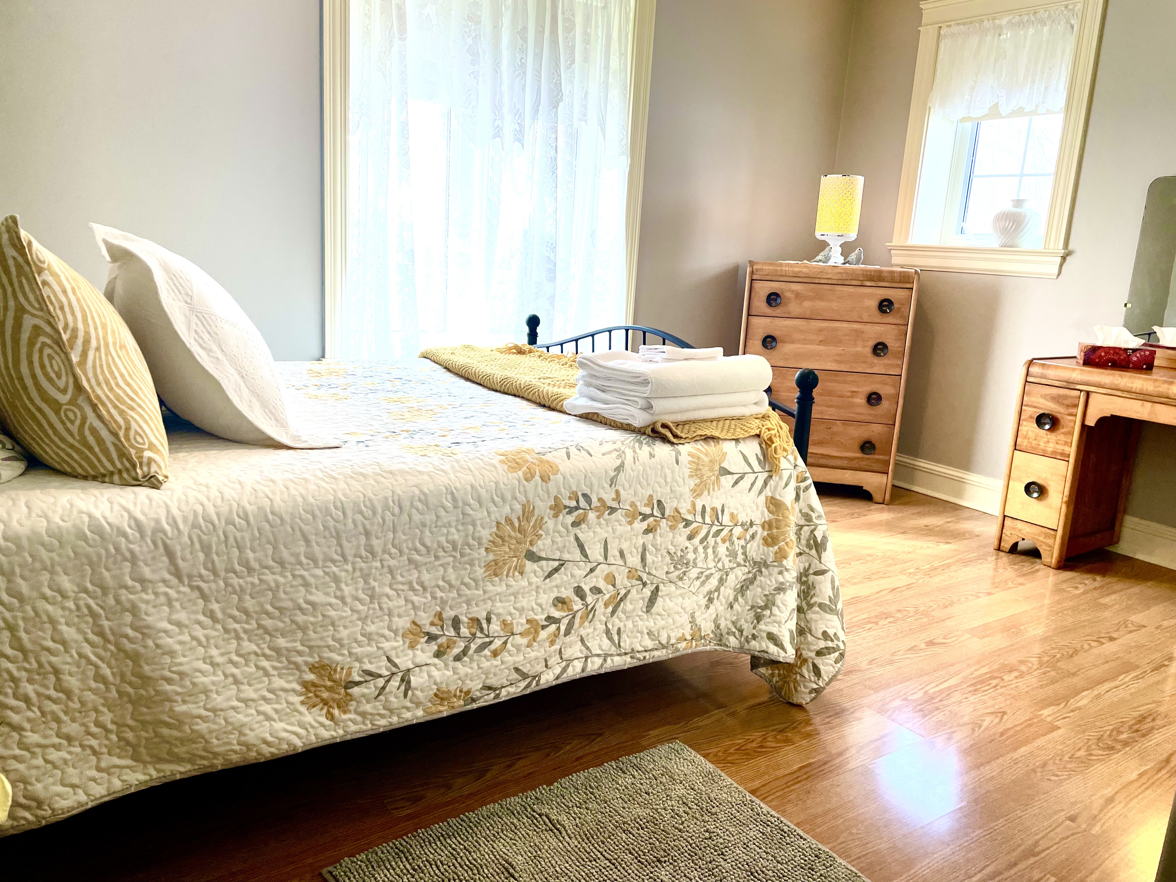 Cozy Country Retreat Nestled in Nature. in Douglas, New Brunswick