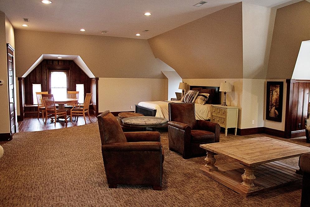 Wishmaker House Bed and BreakfastTreeTop Suite Bed and breakfasts for Rent in Bellville, Ohio