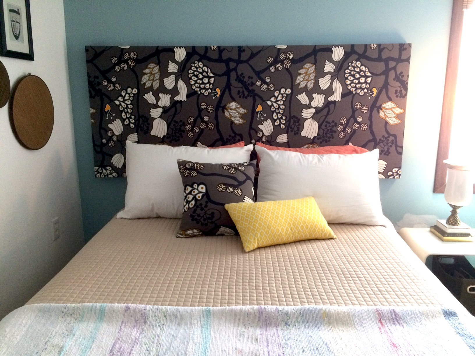 Room in little ancestral house close to lake in Lachine, Montreal