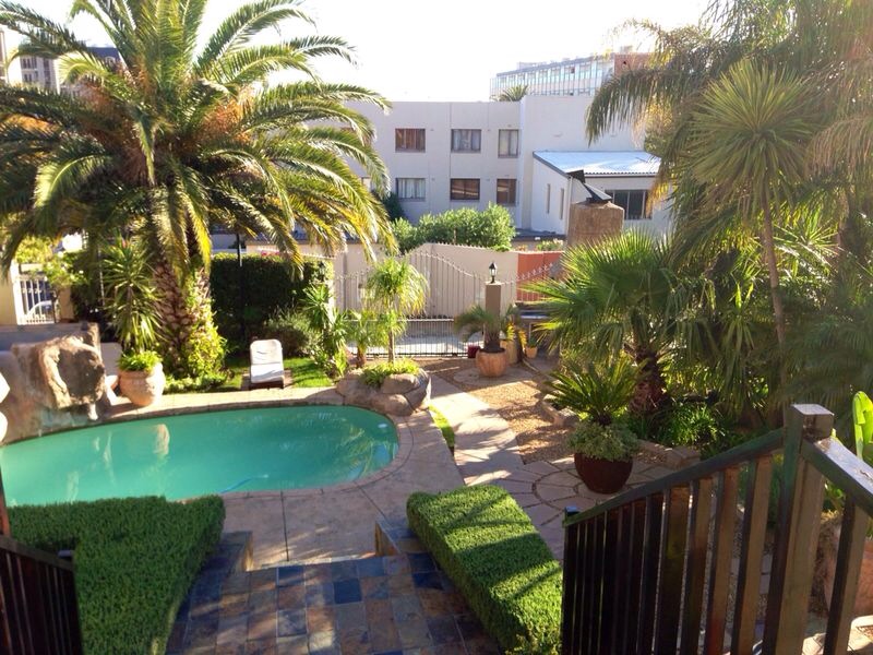 Newly renovated B&B room for 3- Green Point in Ward 115, Cape Town