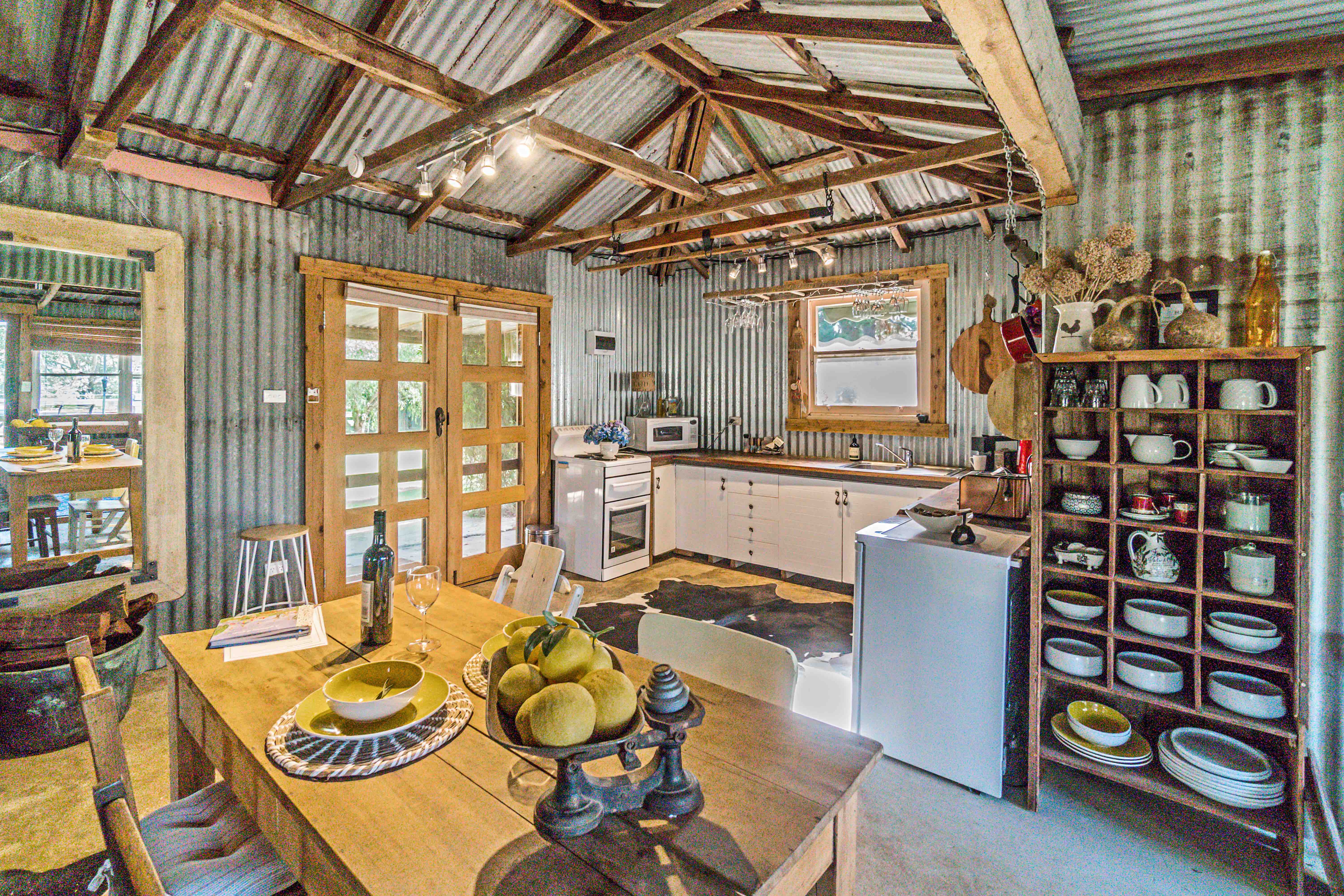 The Shearing Shed Cowra Rustic Farm Stay Farm stays for Rent in