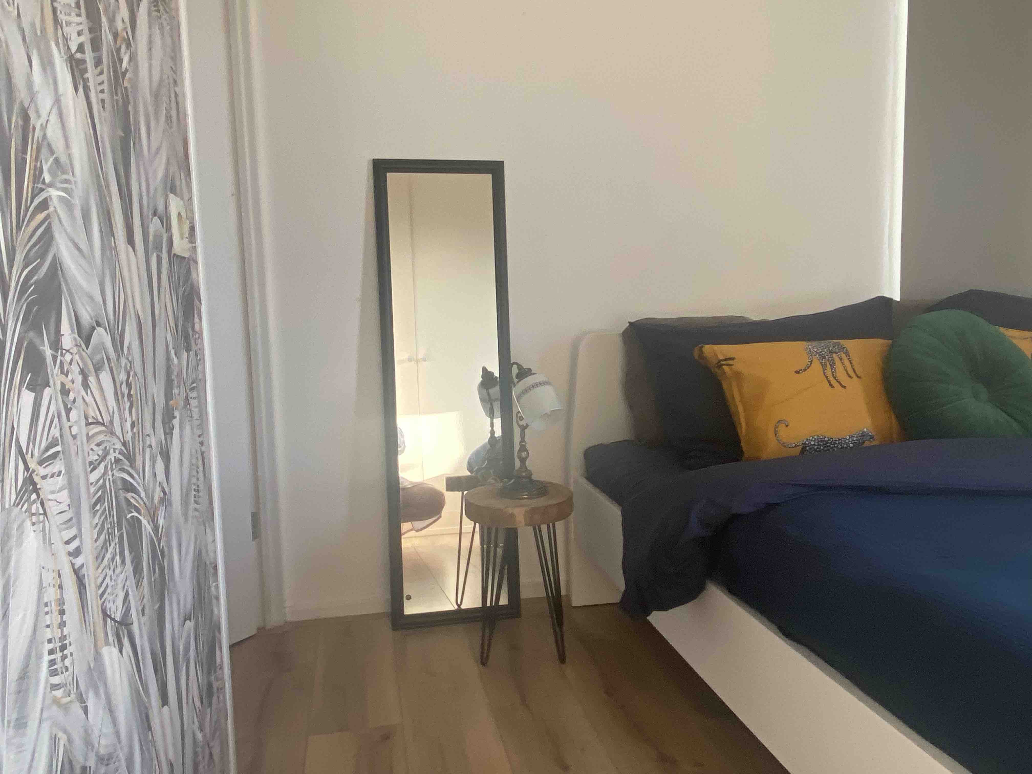 Lovely Private Bedroom with Balcony — Amsterdam stay