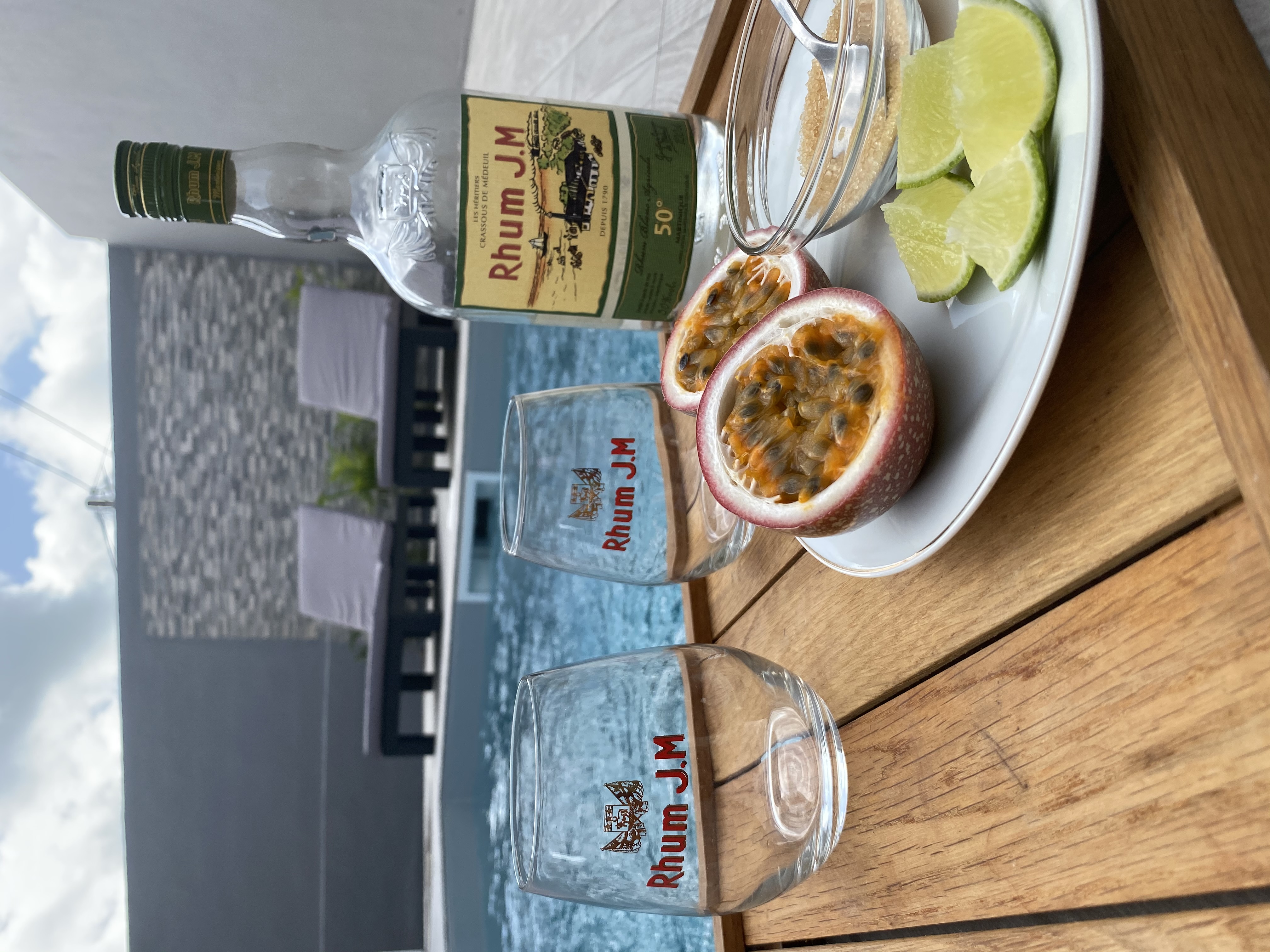 Vetiver Apt 1 CH - Private pool not overlooked