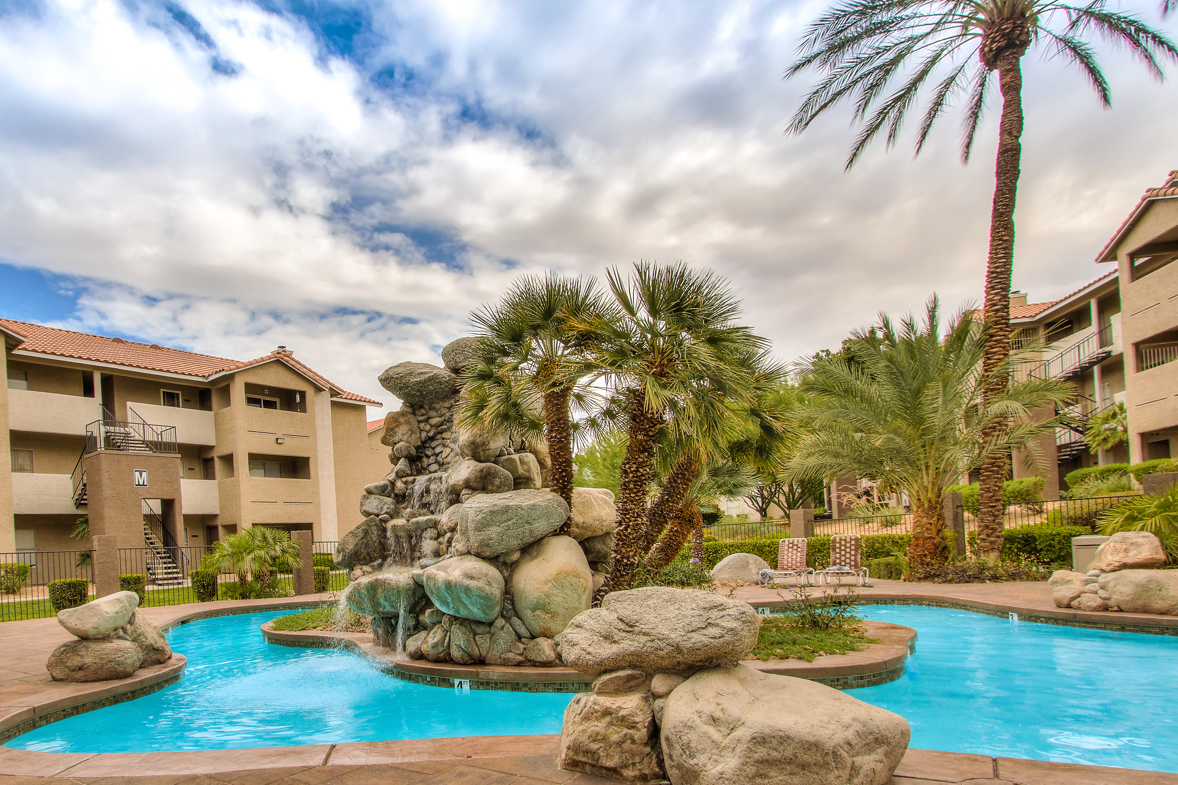 Las Vegas Exquisite Condo in Unincorporated Areas, Clark County Nv