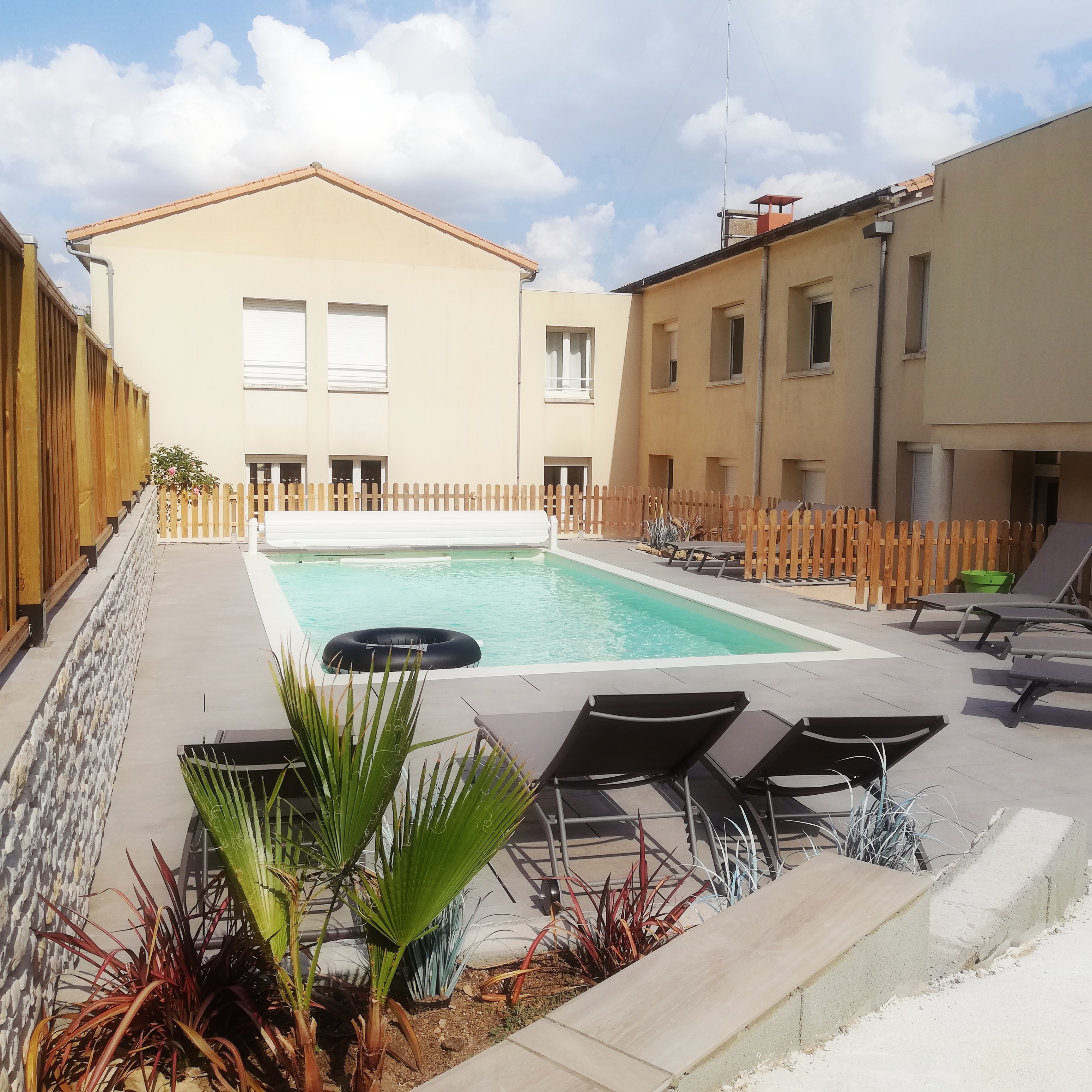 Apartment In A Lovely Tawn Condominiums For Rent In Saint Loup Lamaire Nouvelle Aquitaine France