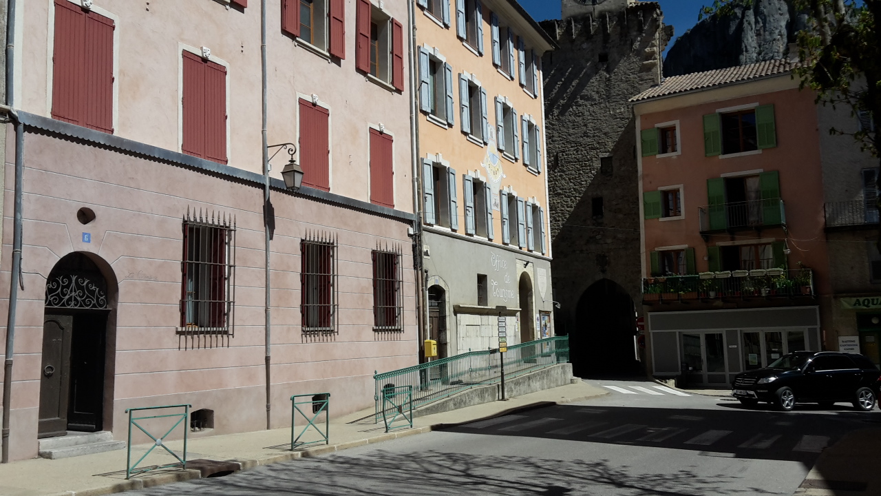 2 bed Apartment in Castellane
