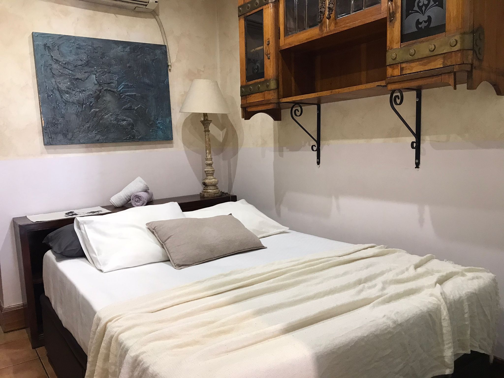 Great room in the center of Madrid