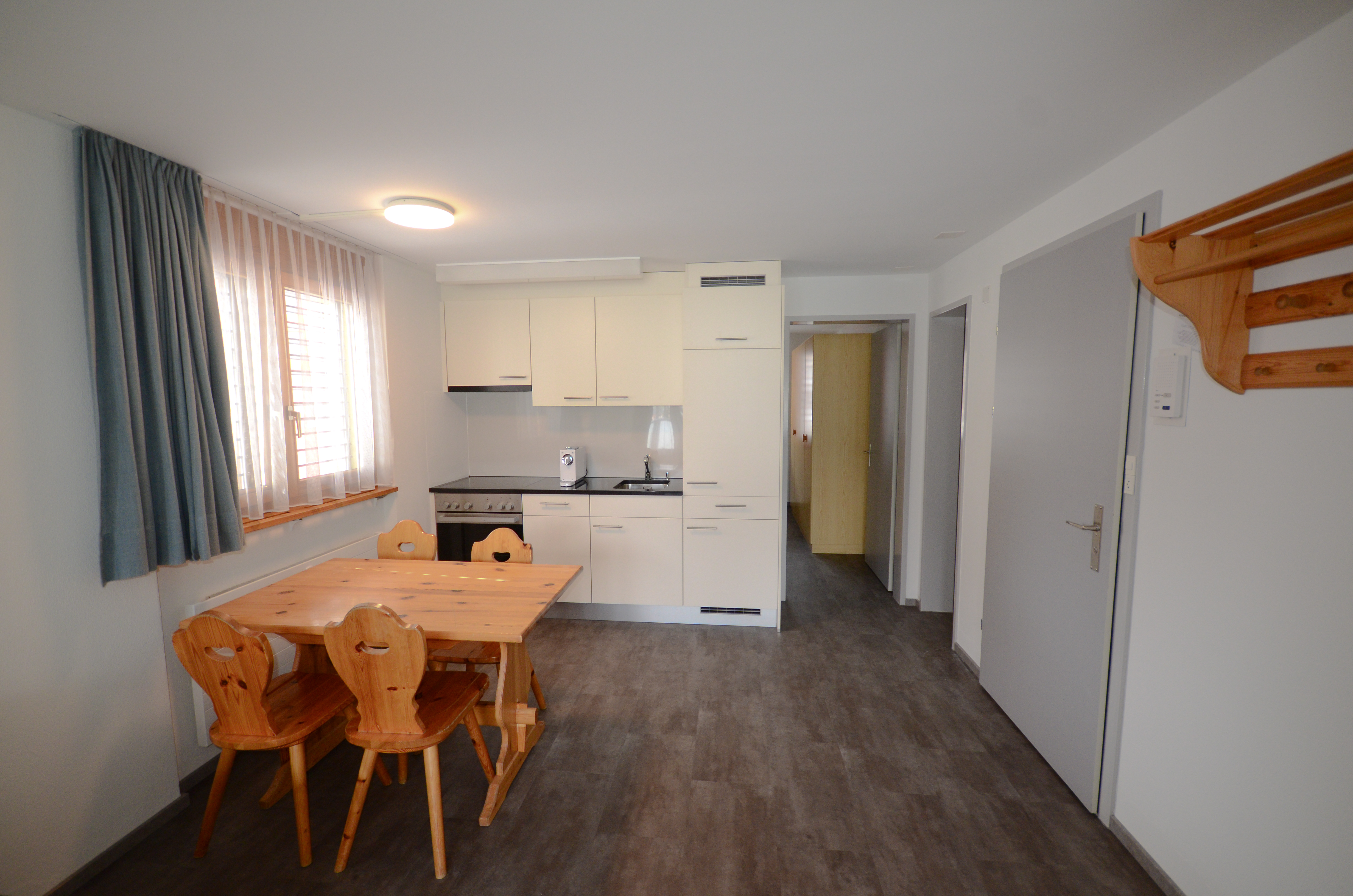 central 2-room apartment (308)