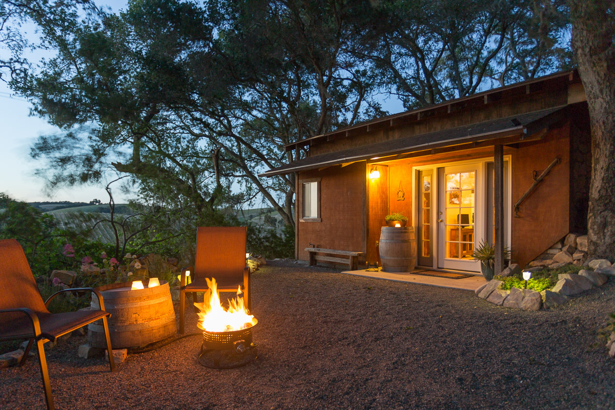 Coach House Cottage in Wine Country, Paso Robles Houses for Rent in Templeton, California