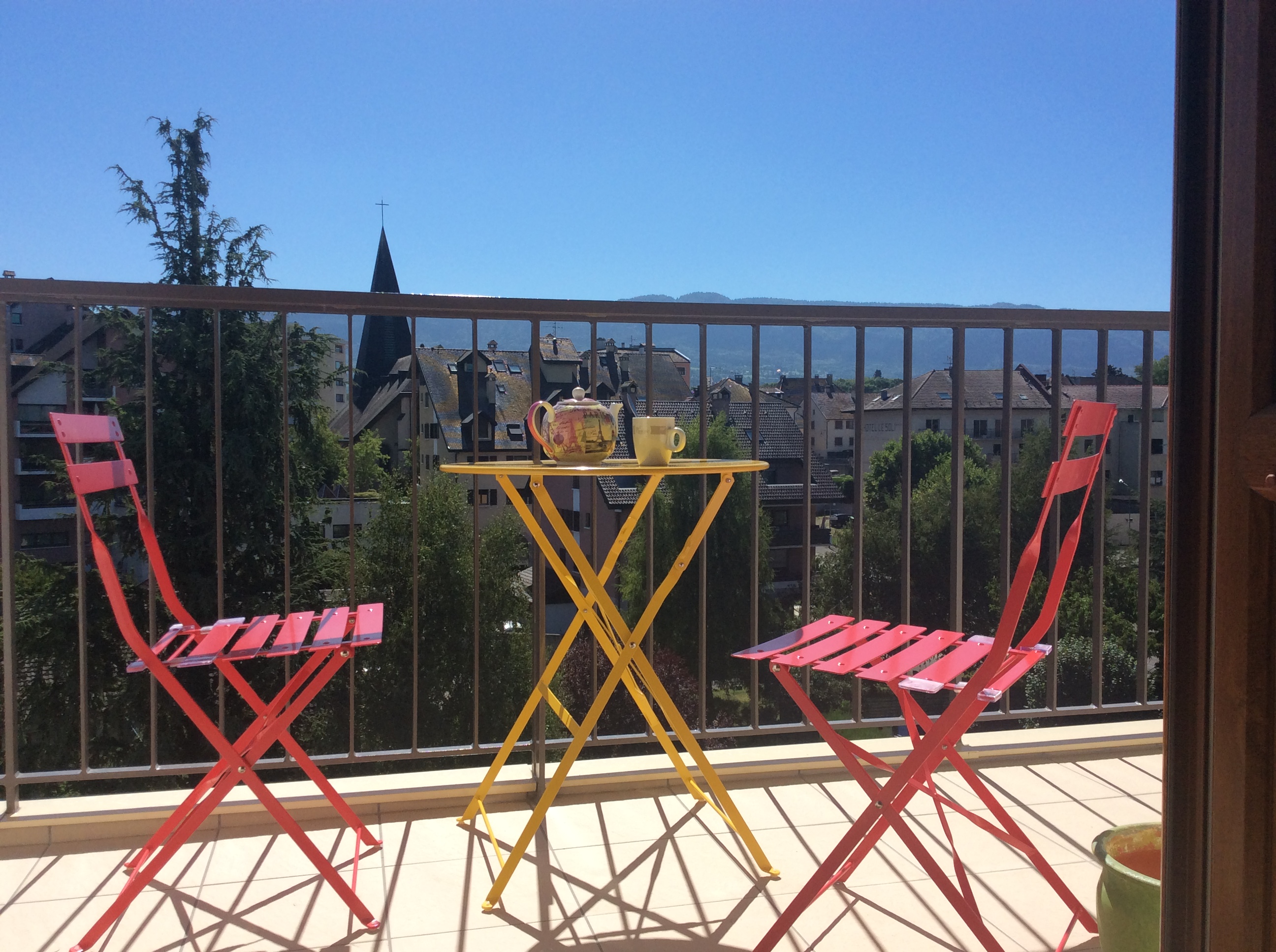 Apartmenton the outskirts of Geneva