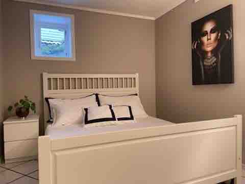 Downtown apartment with 3 bedrooms.