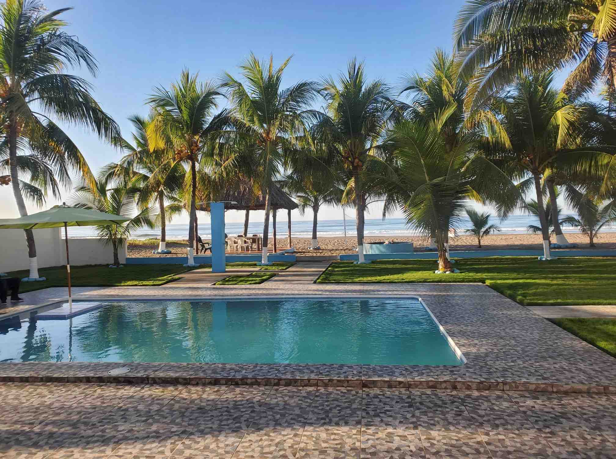 Beautiful beach house: Rancho las Palmeras