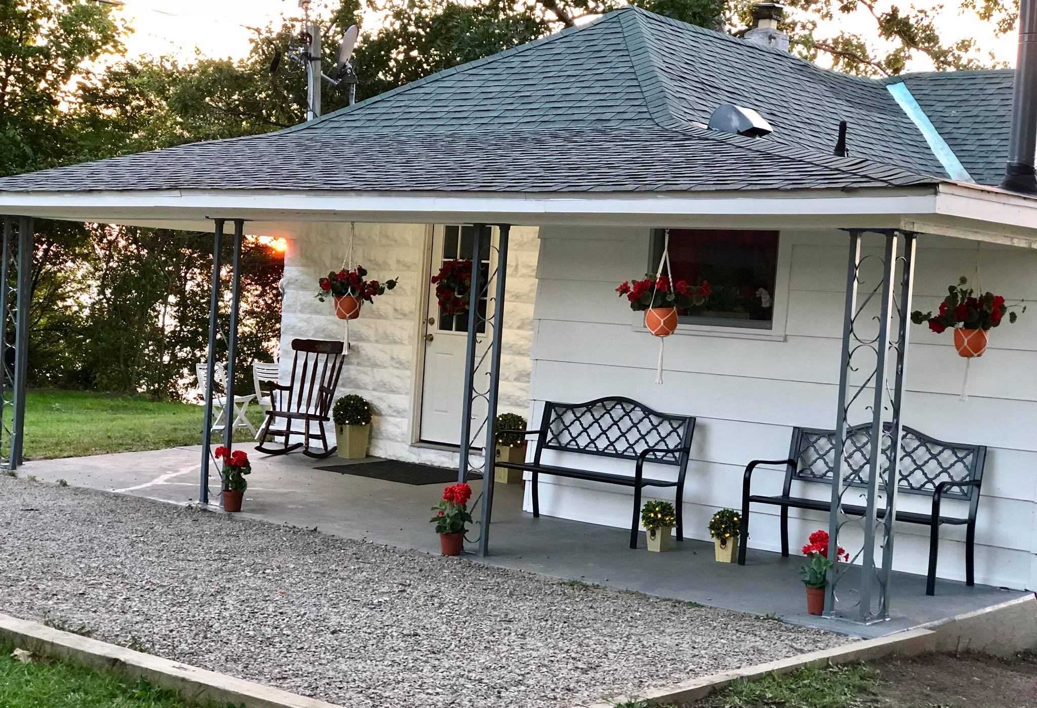 North East Cottage on Lake Erie Cottages for Rent in North East