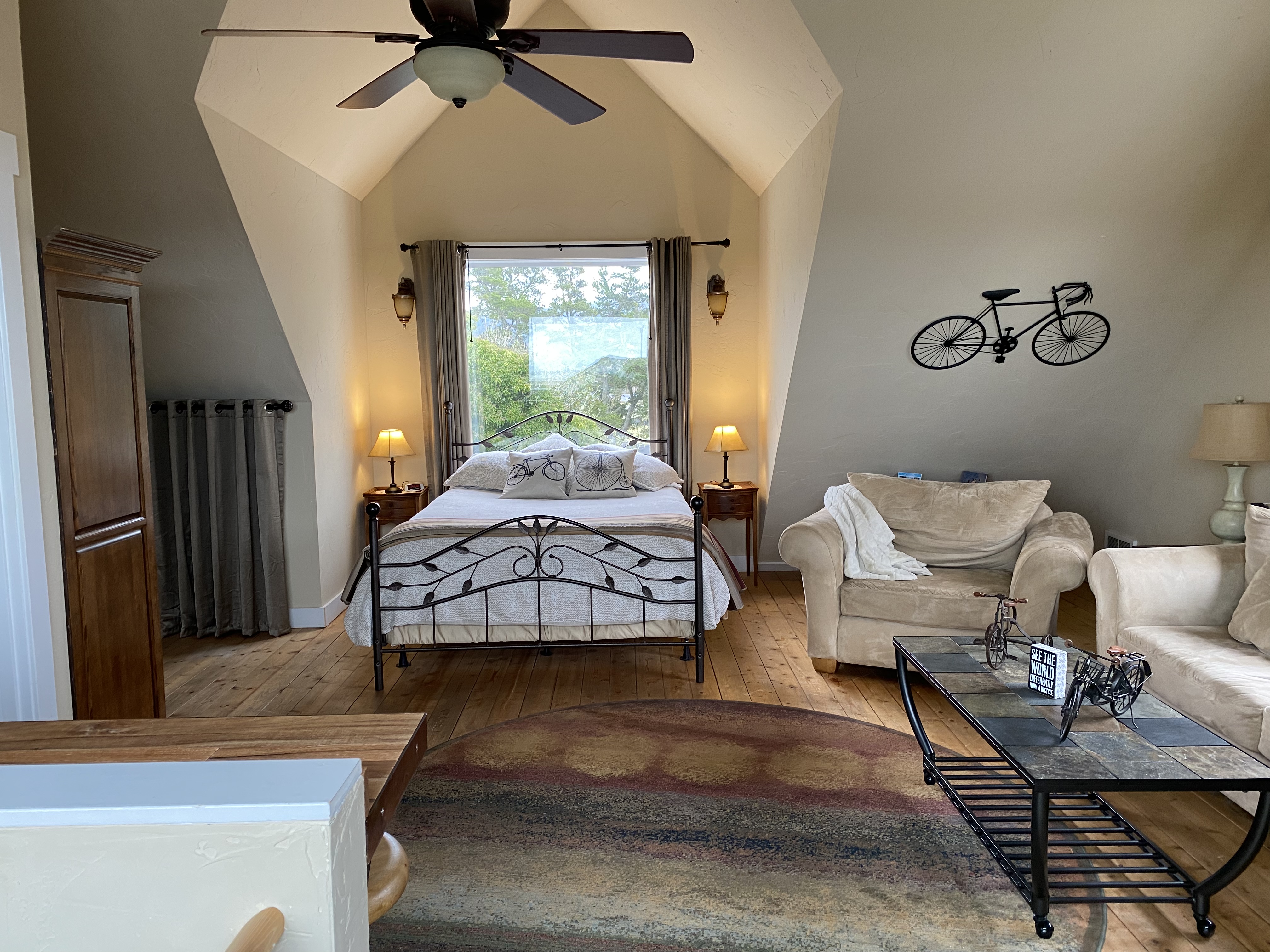 beach front, ocean view,estuary,dog, bikes, kayaks
