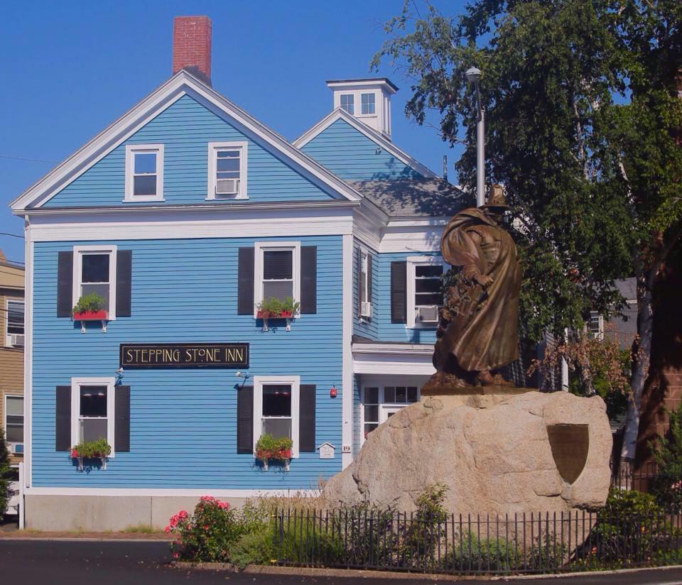 The Stepping Stone Inn Bed and breakfasts for Rent in Salem