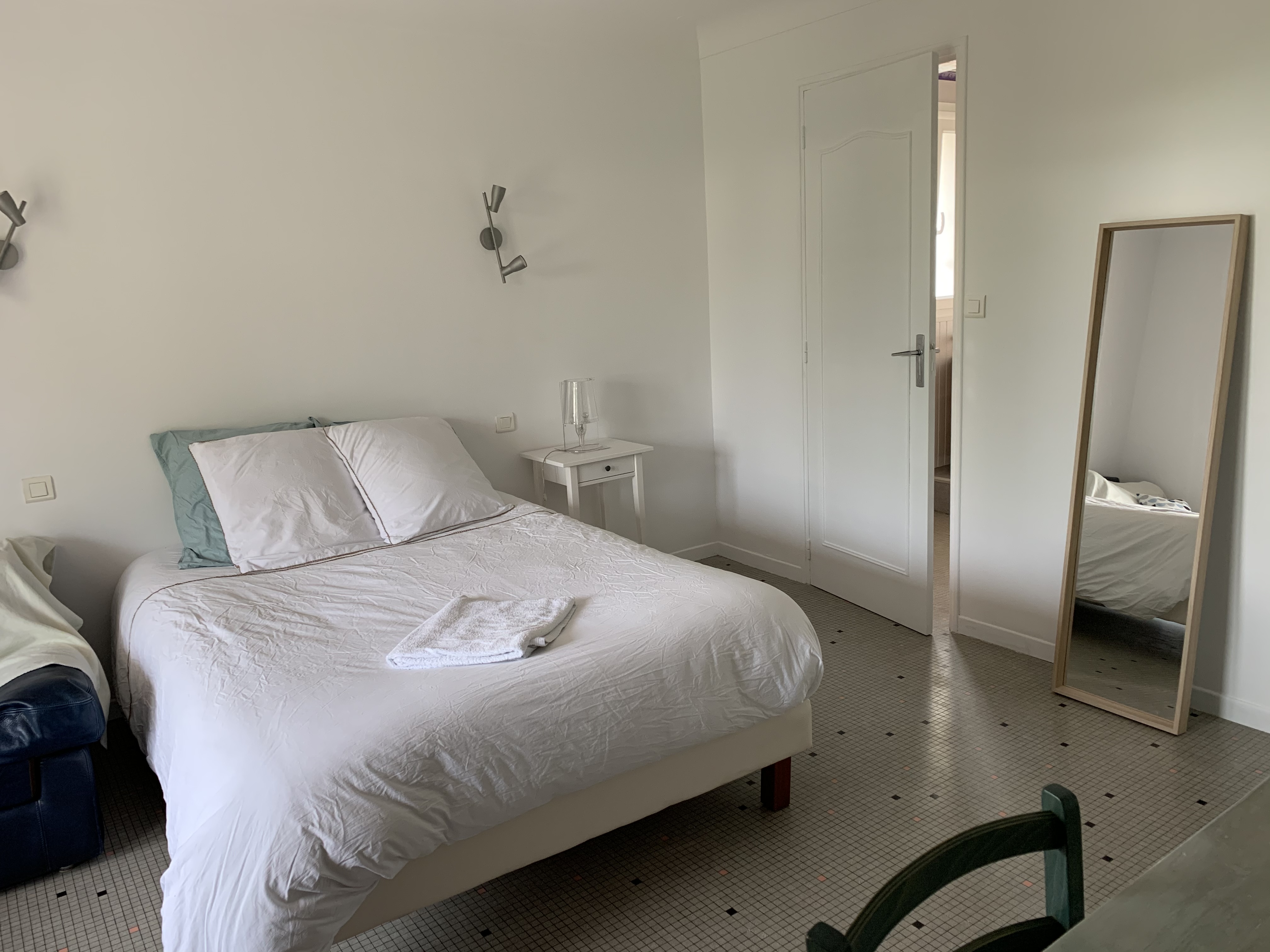Cozy apartment in house near Nantes center